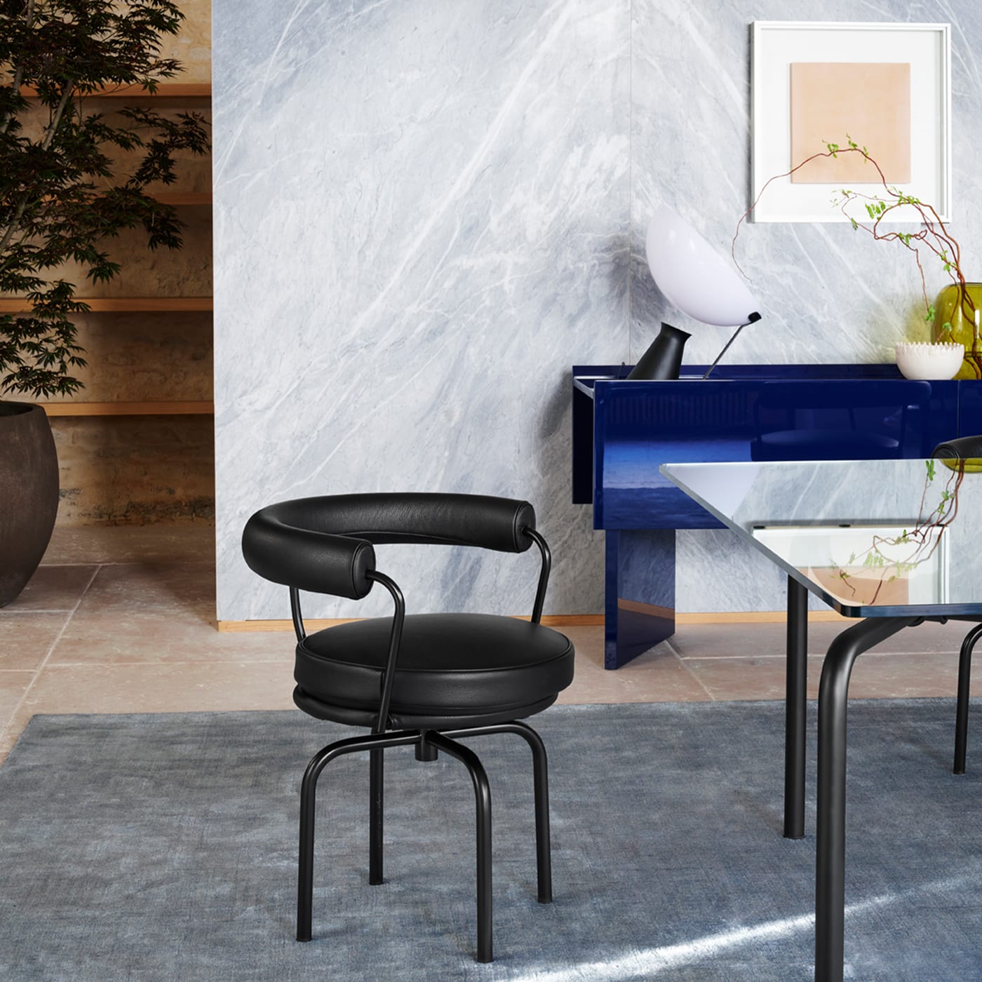 7 Fauteuil Tournant 1 by Charlotte Perriand Lc Collection Black Structure and Leather Cassina