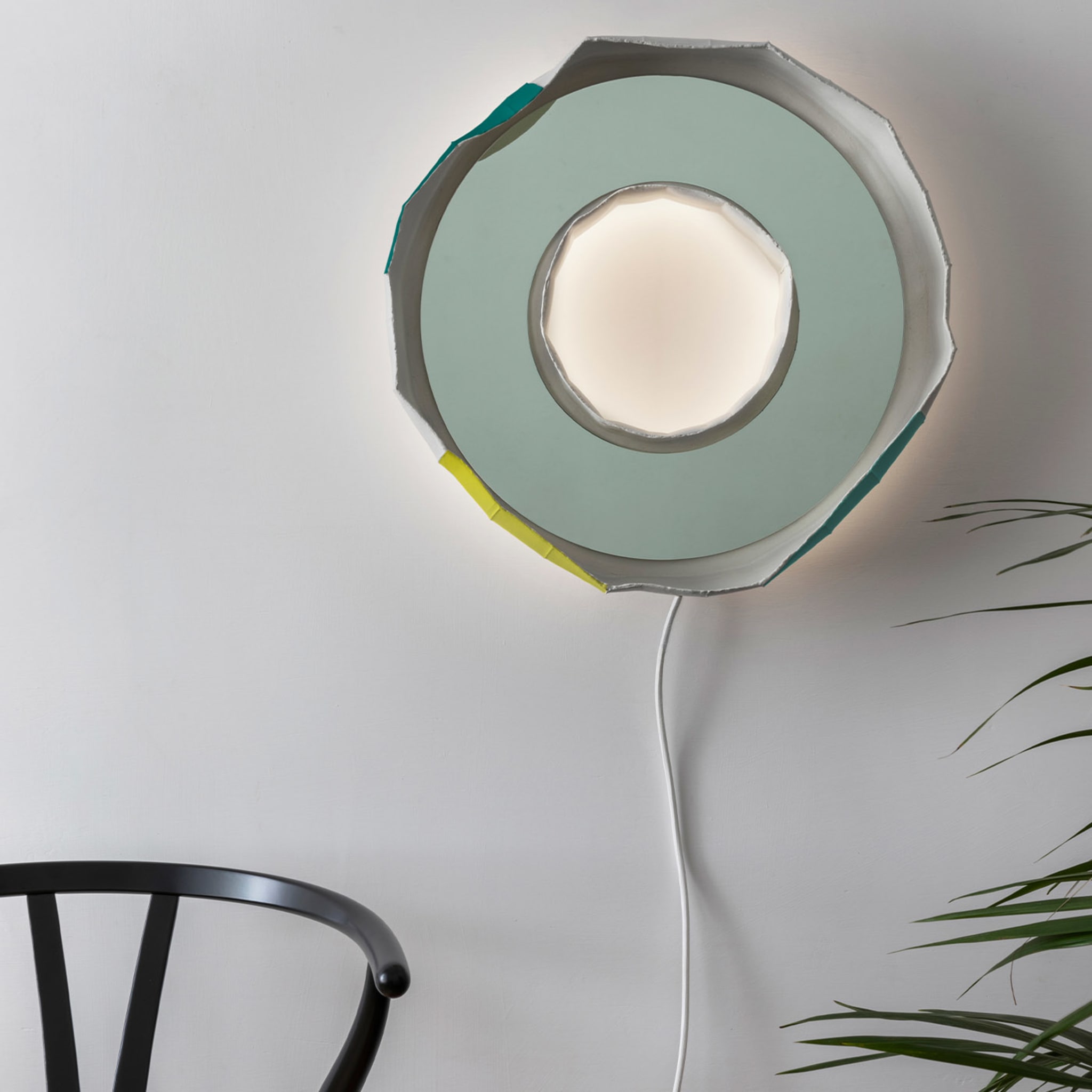 Ring Aura Mirror-Lamp by Paola Paronetto & Giovanni Botticelli - Alternative view 2