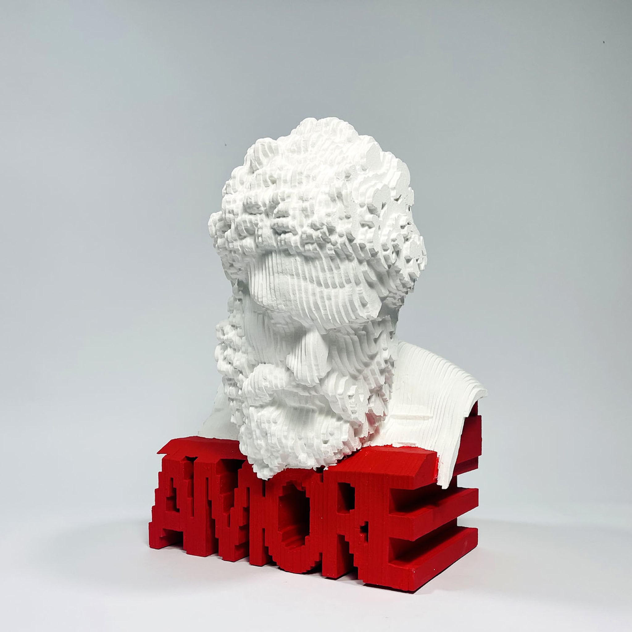 Amore Sculpture - Alternative view 1