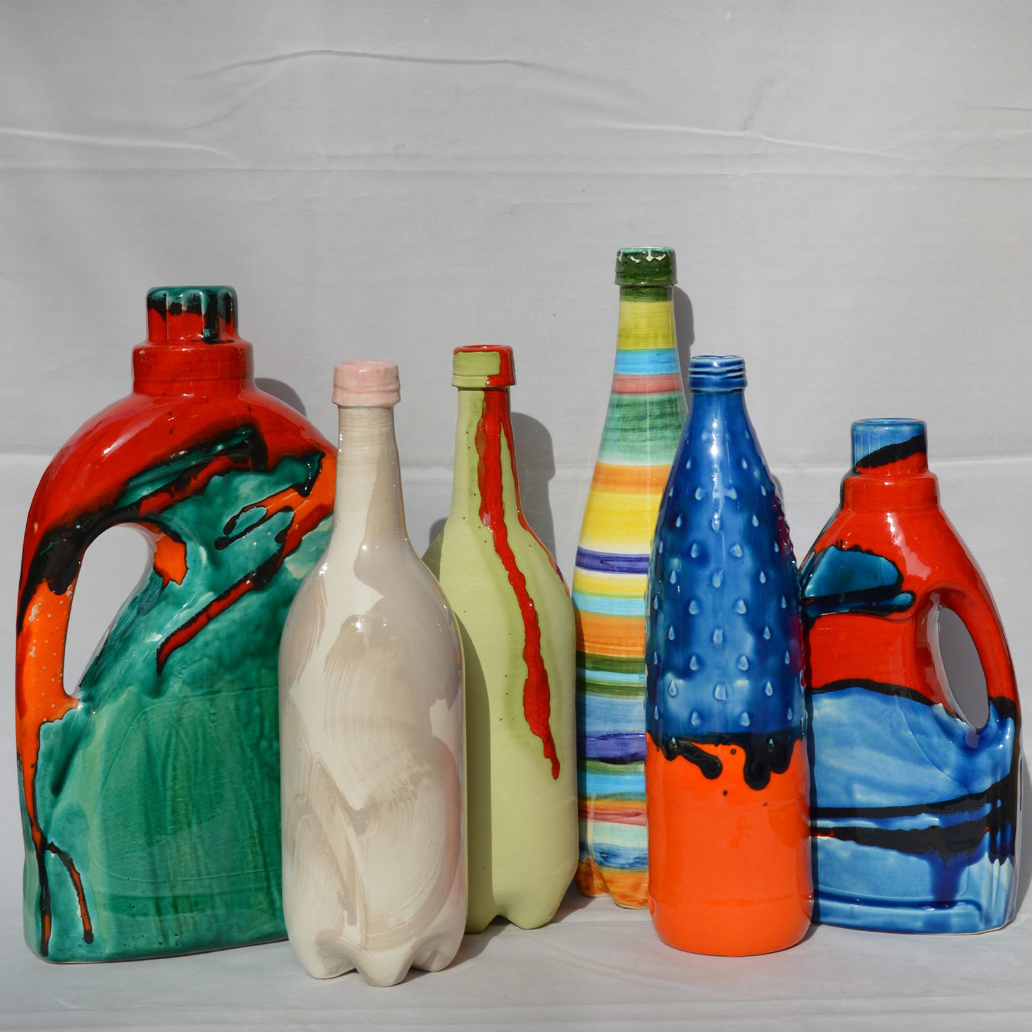 More Clay Less Plastic Green and Red Bottle - Alternative view 2