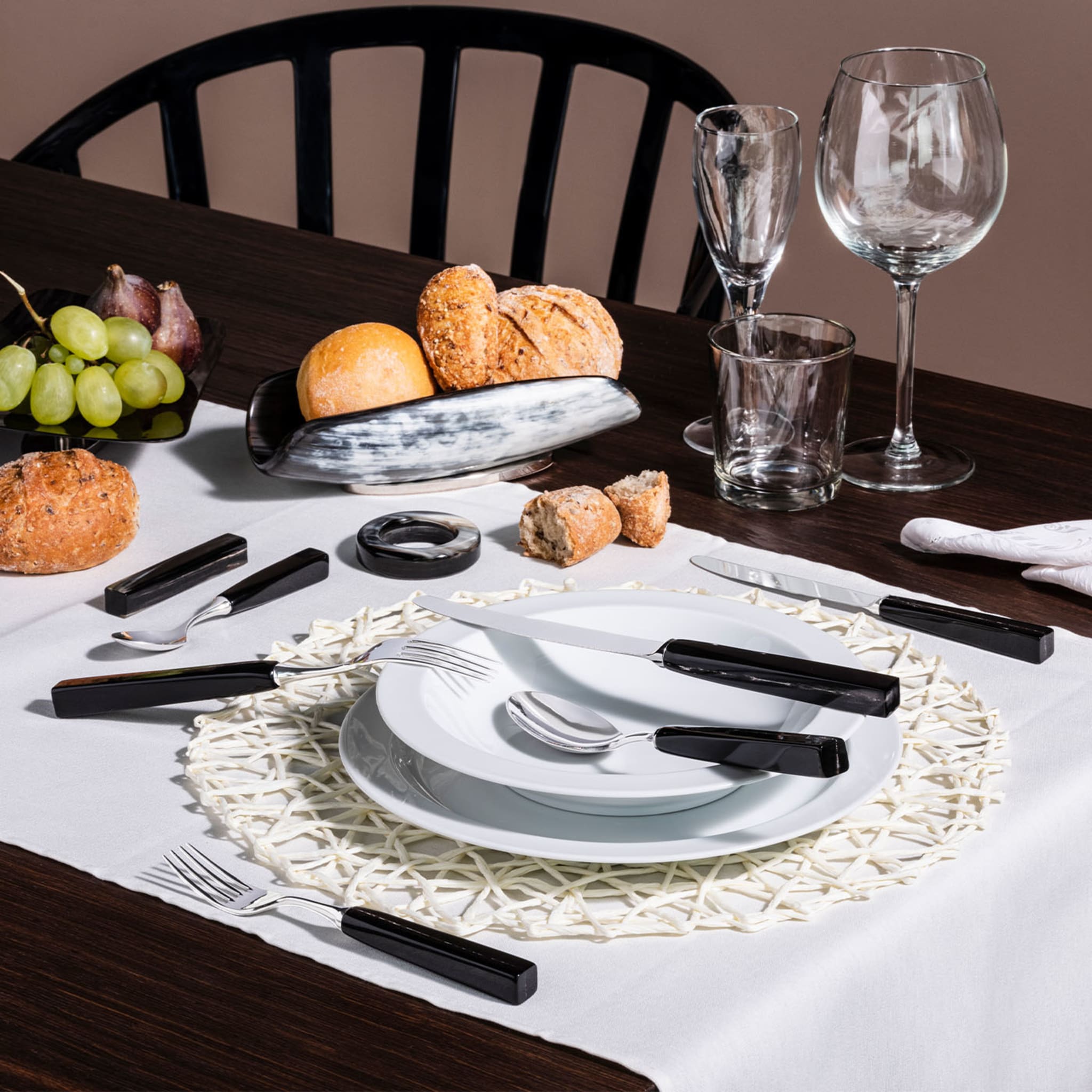 Metropolitan Table Cutlery Set - Alternative view 4