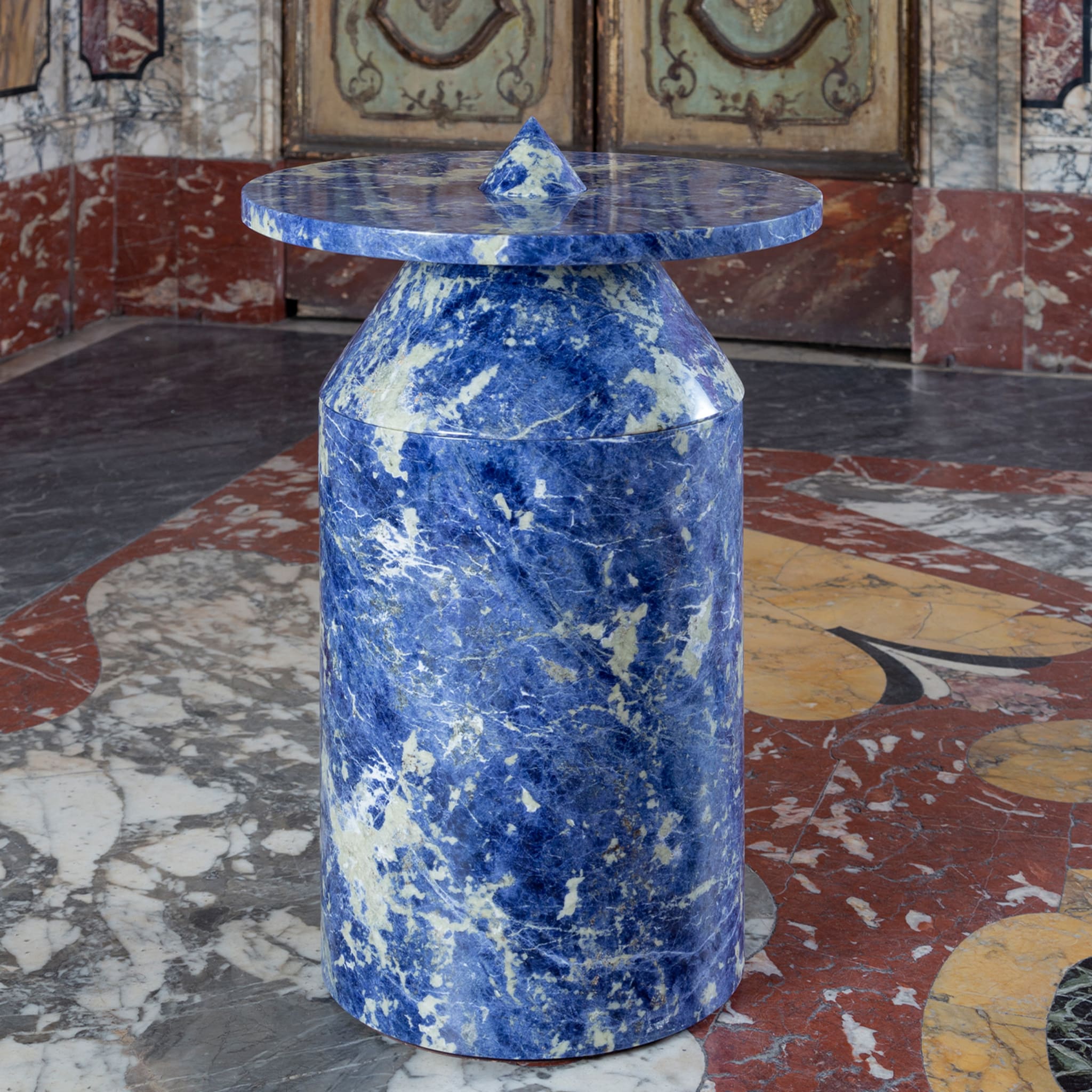Blue Sodalite marble Totem by Karen Chekerdjian - Alternative view 4