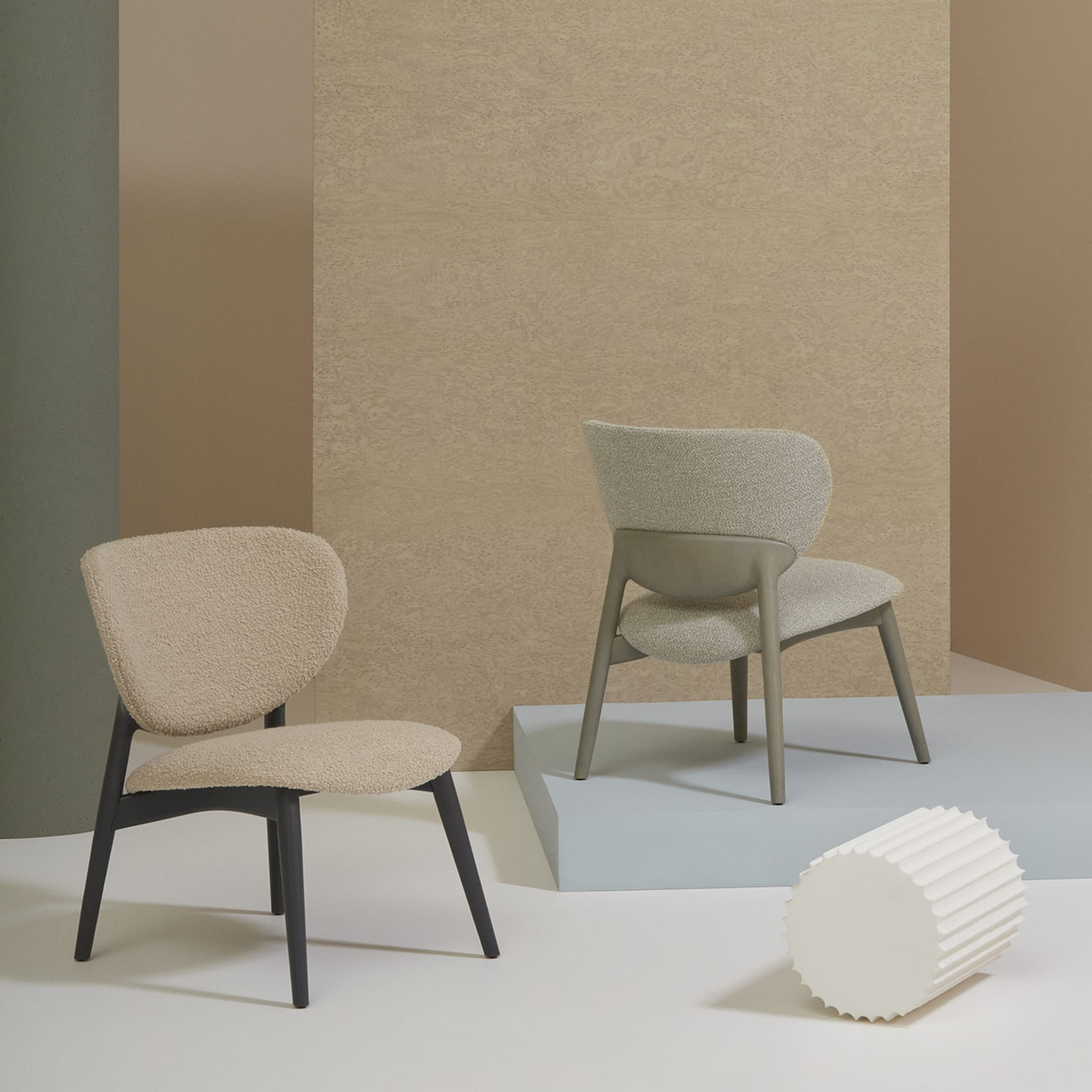 Fleuron 203 Gray Ash Lounge Chair by Constance Guisset - Alternative view 3
