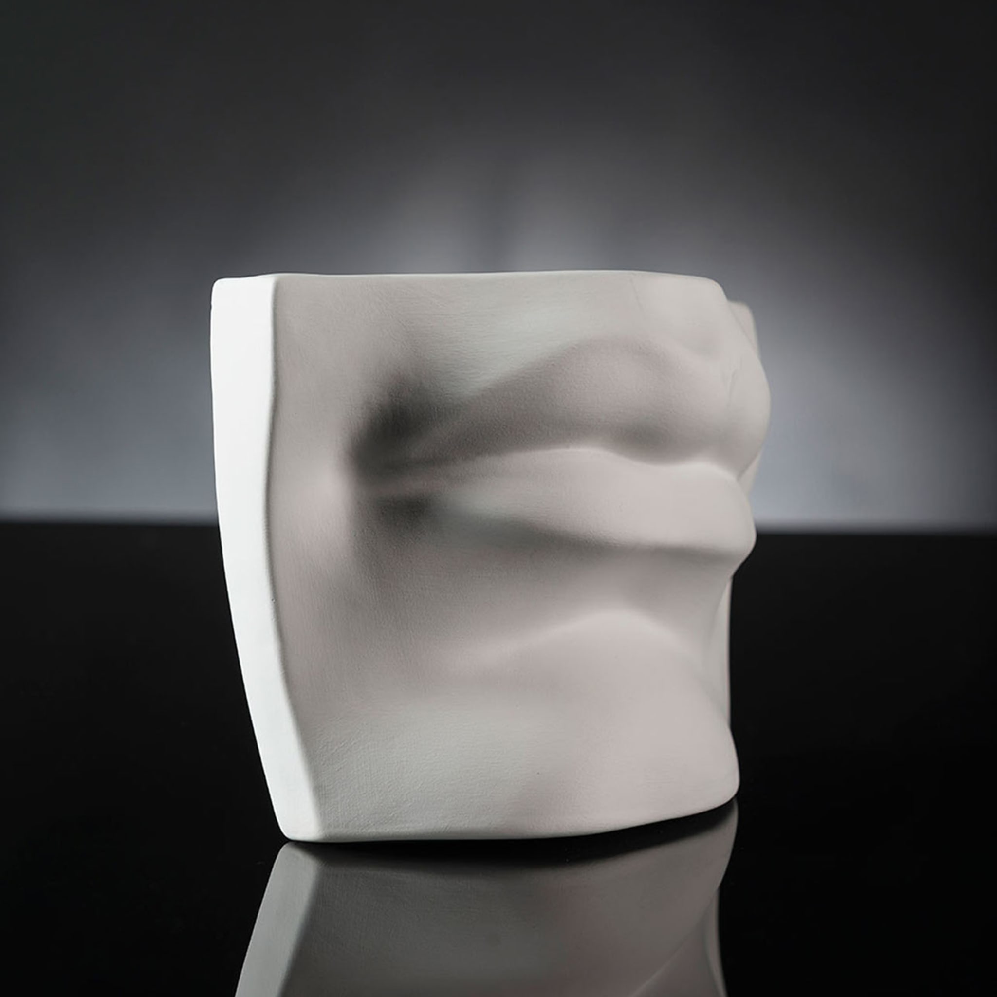 Bocca David White Sculpture - Vue alternative 1