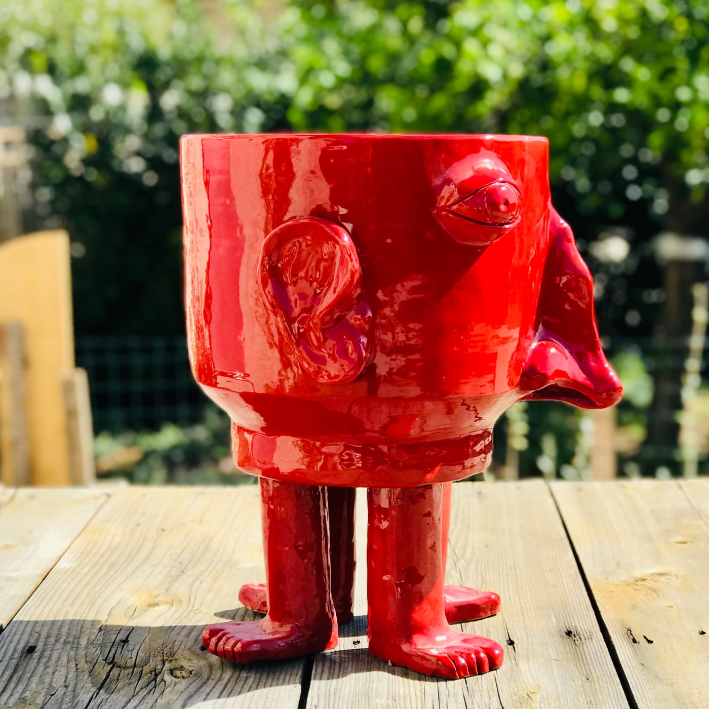 Big Red Walking Head Flower Pot - Freaklab