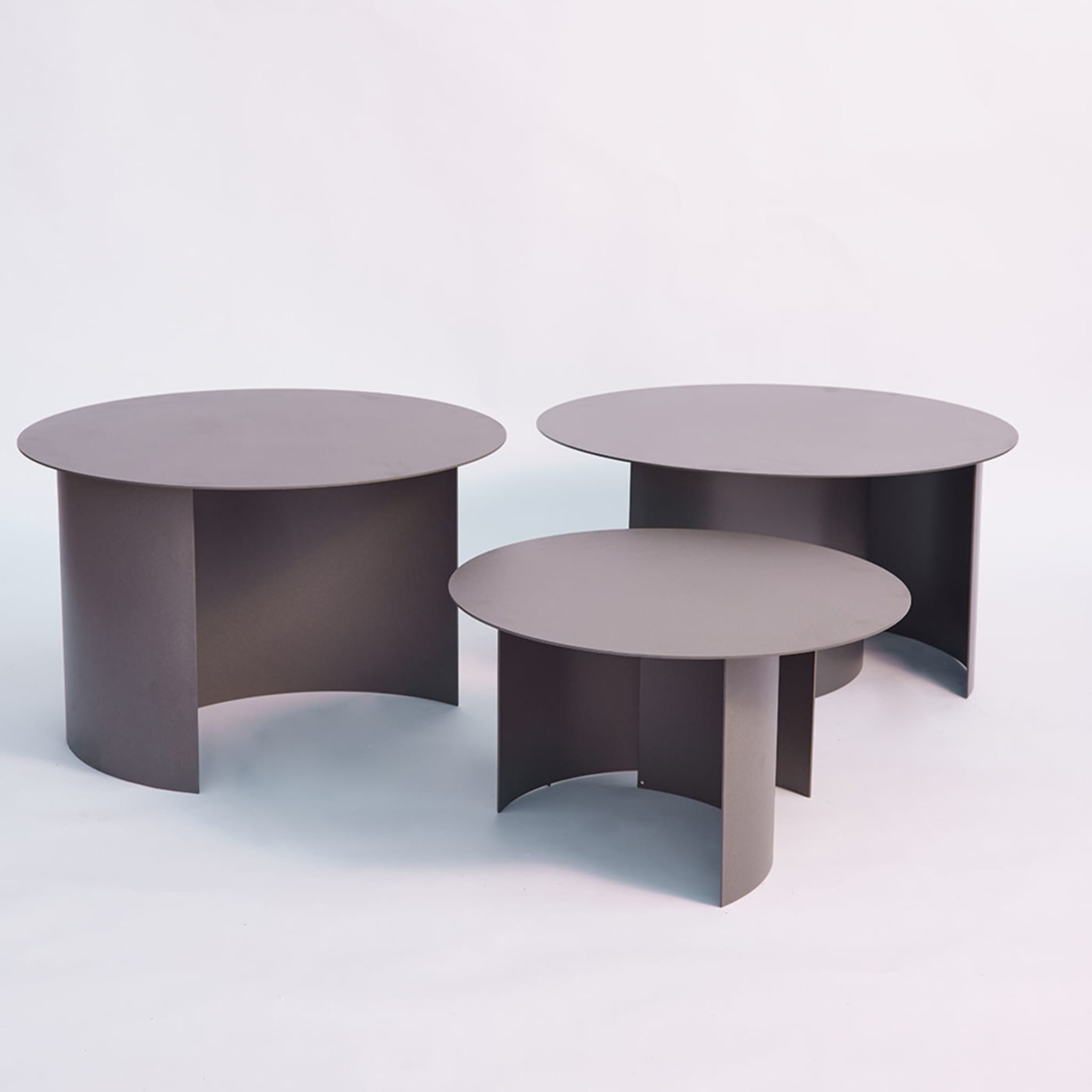Libra Set of 3 Round Coffee Tables - Alternative view 3