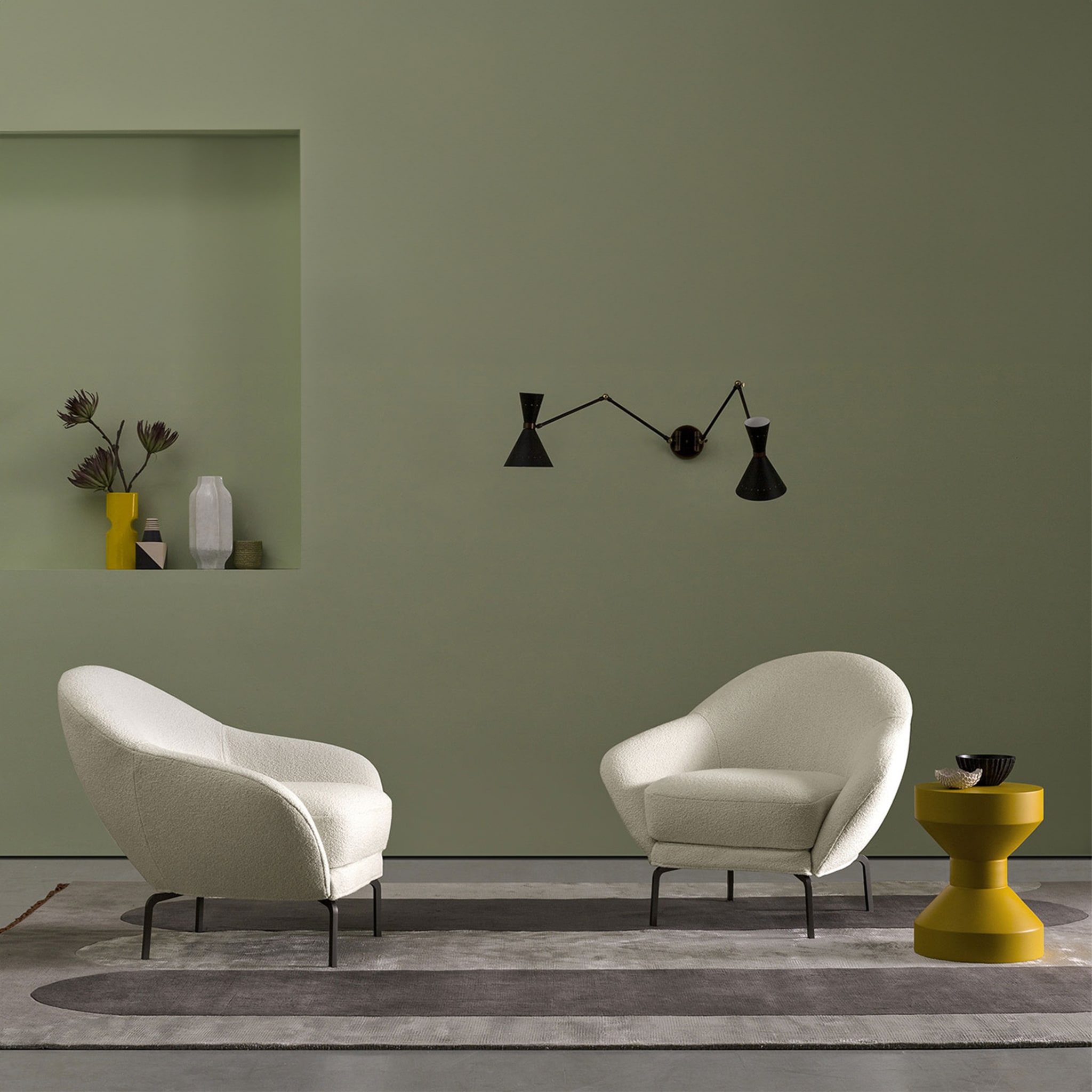 Giulia White Armchair by Giuseppe Manzoni - Alternative view 3