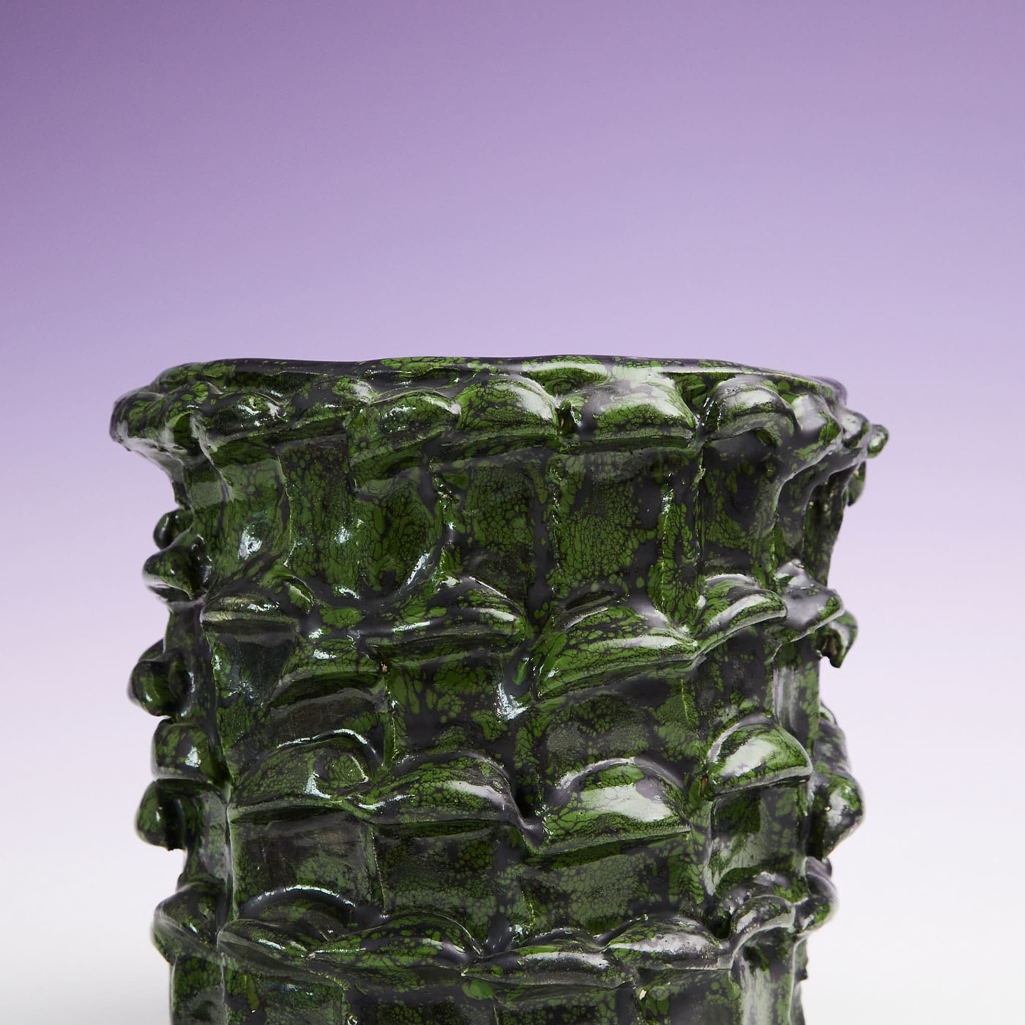 Onda Vase in Tannengrün und mattem Schwarz - Alternative Ansicht 4