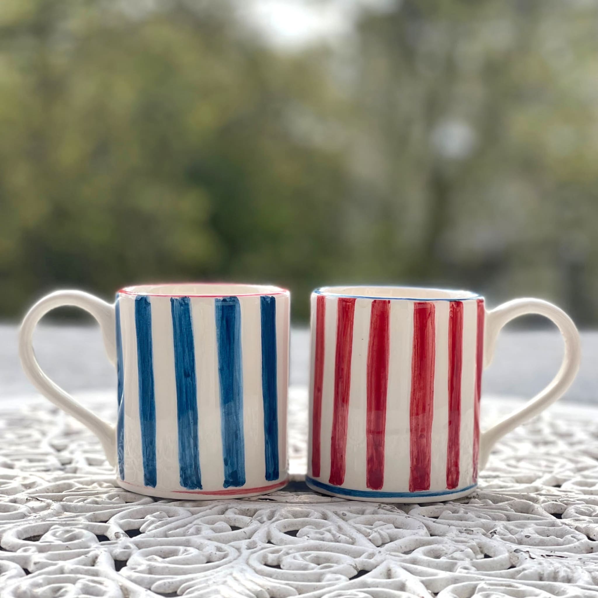 Set of 6 Ceramic Red and Blue Mugs - Alternative view 1
