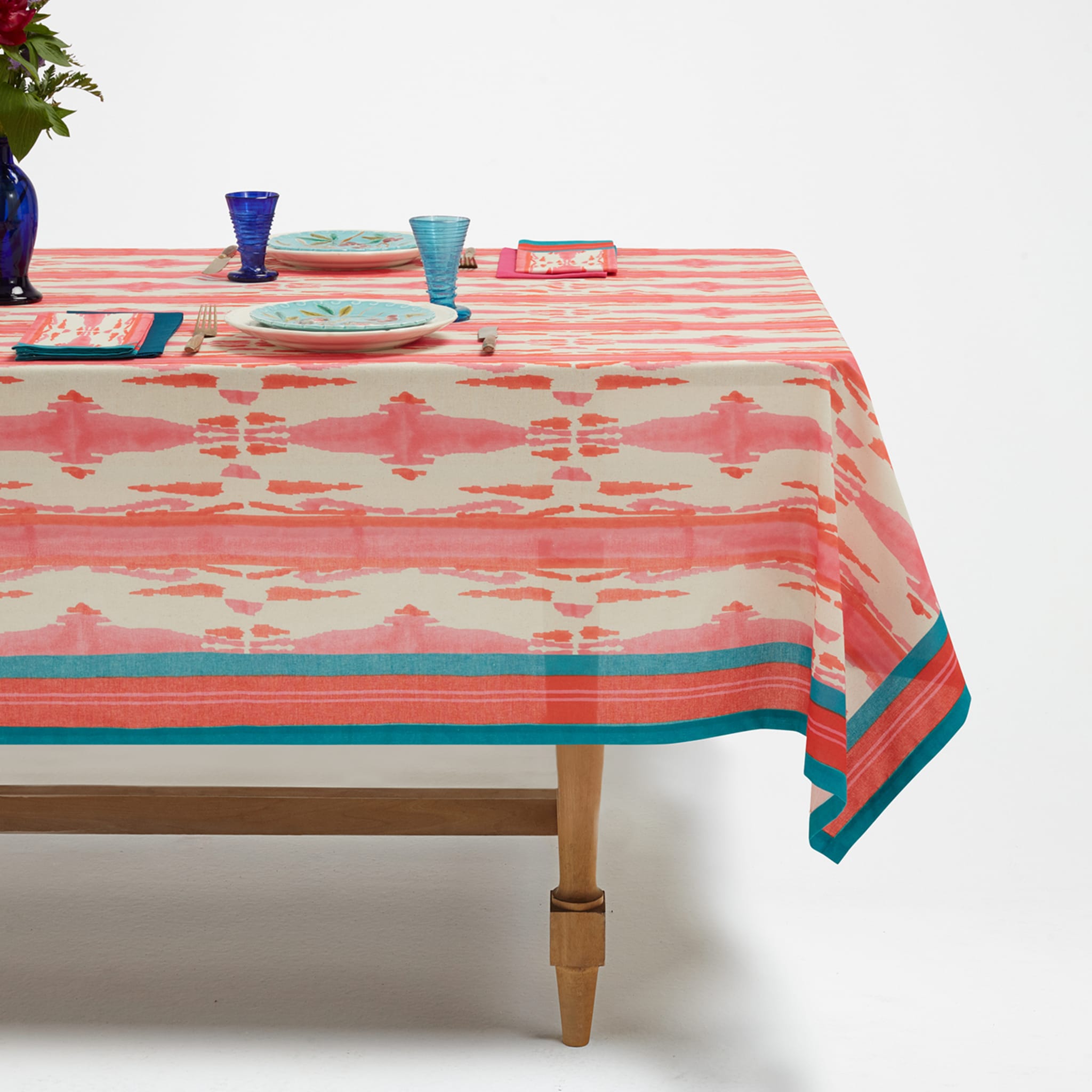 Flame Design Pink Rectangular Tablecloth  - Alternative view 2