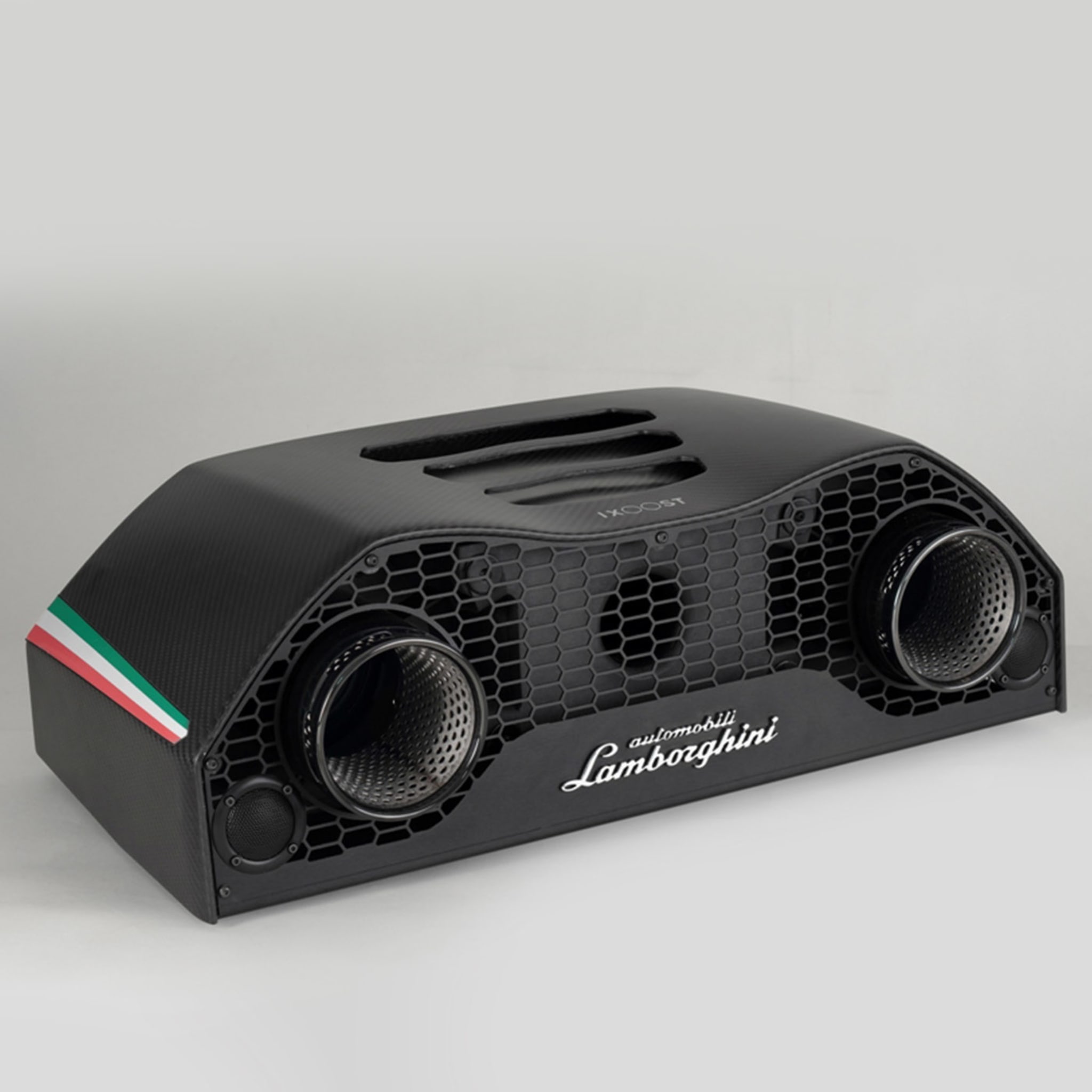 Lamborghini AVALÁN Carbon Hi-Fi Speaker - Alternative view 1