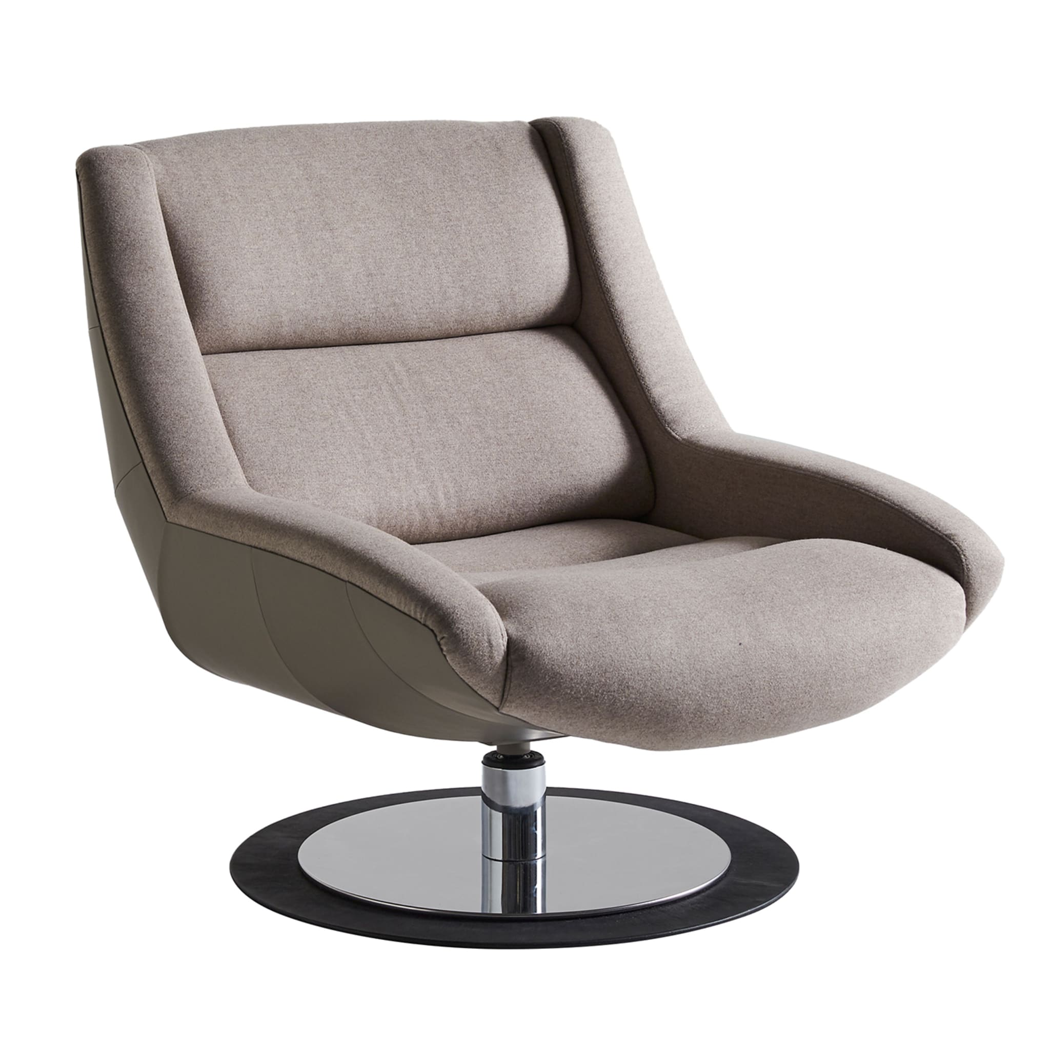 Skipper best sale swivel chair