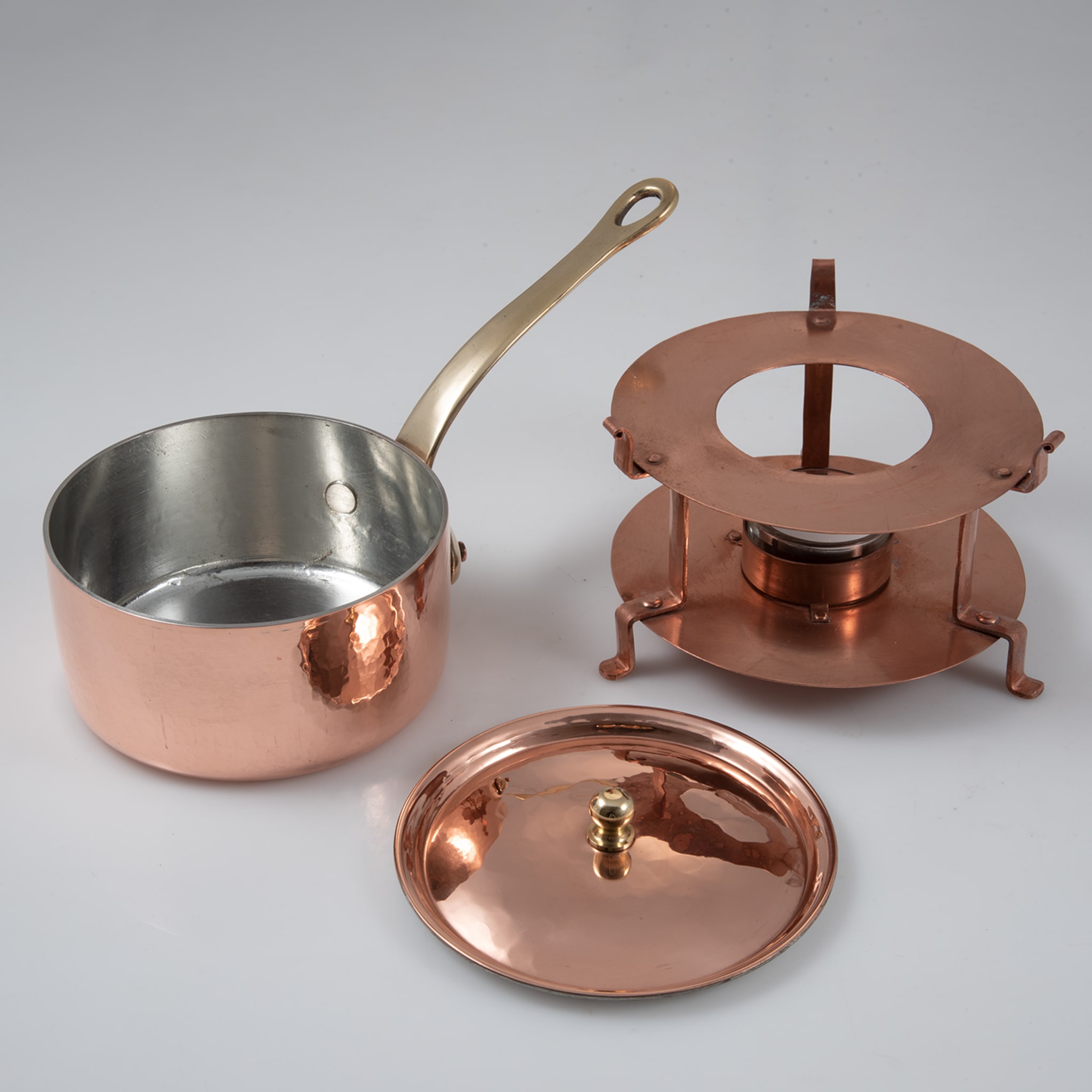 Pedestal Copper Small Pot with Lid - Alternative view 2