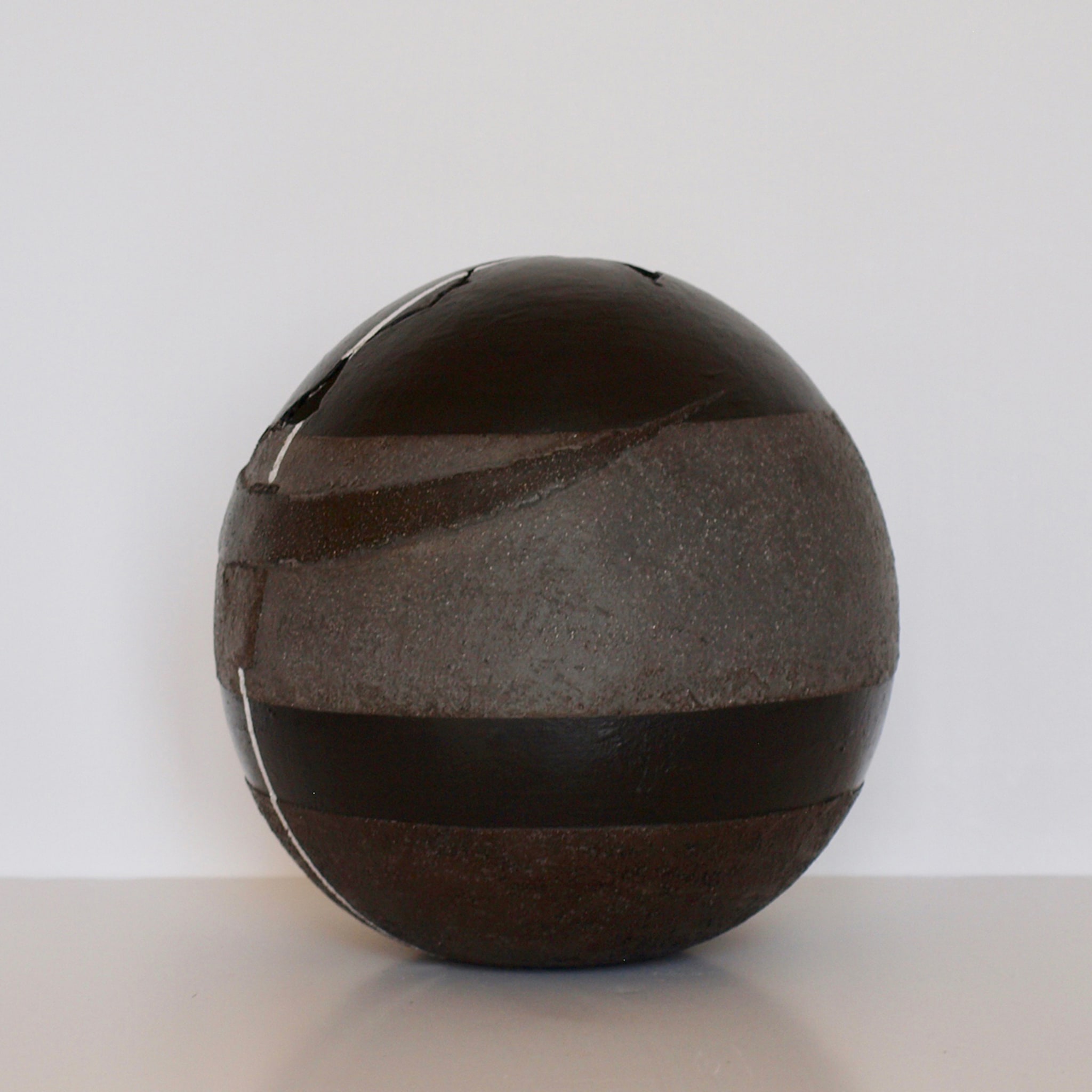 Globe terrestre décoratif noir et argenté #111 - Vue alternative 1
