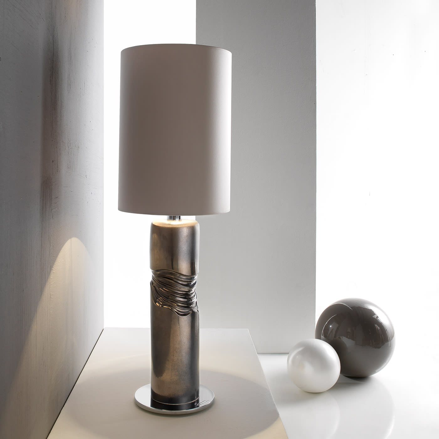 Materia Table Lamp - Lorenzon