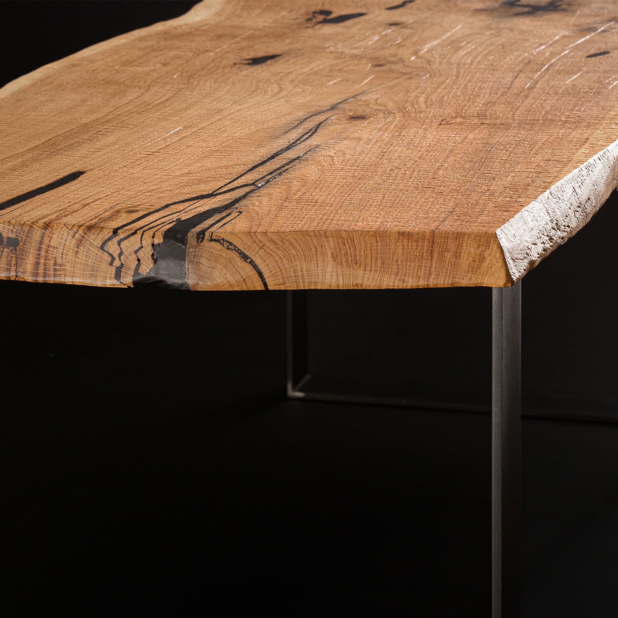 Oak dining table #2 - Alternative view 2