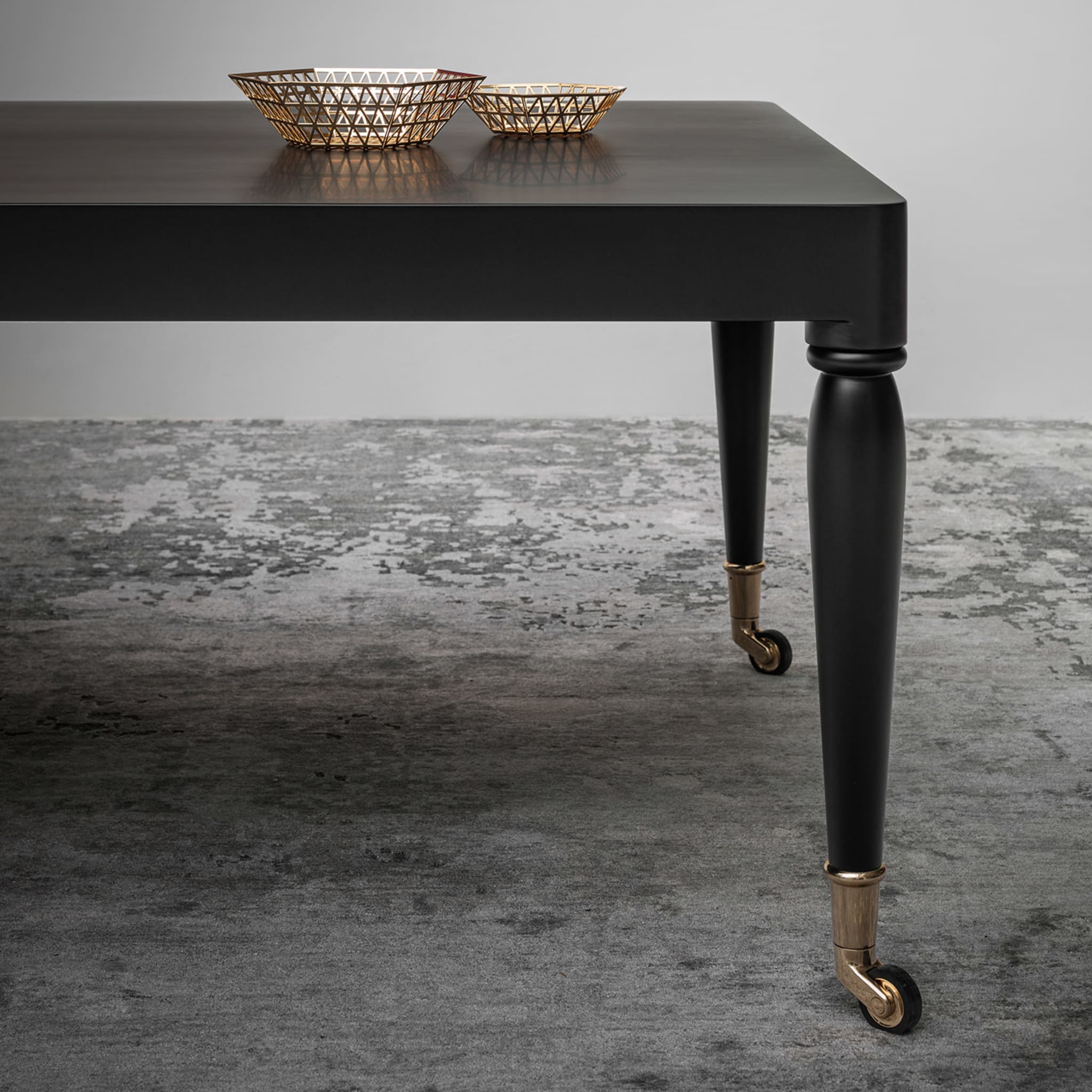 Shaker Black Dining Table by Stefano Giovannoni - Alternative view 3