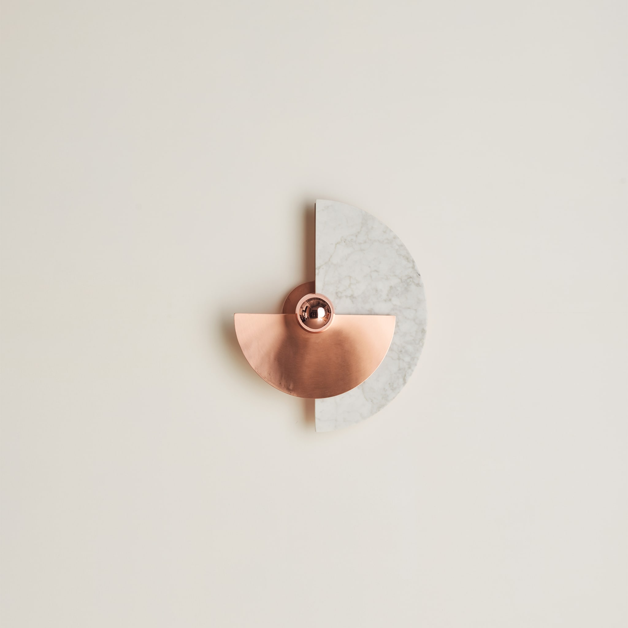 "Levante" Wall Sconce in Satin Copper and Carrara Marble - Alternative view 2