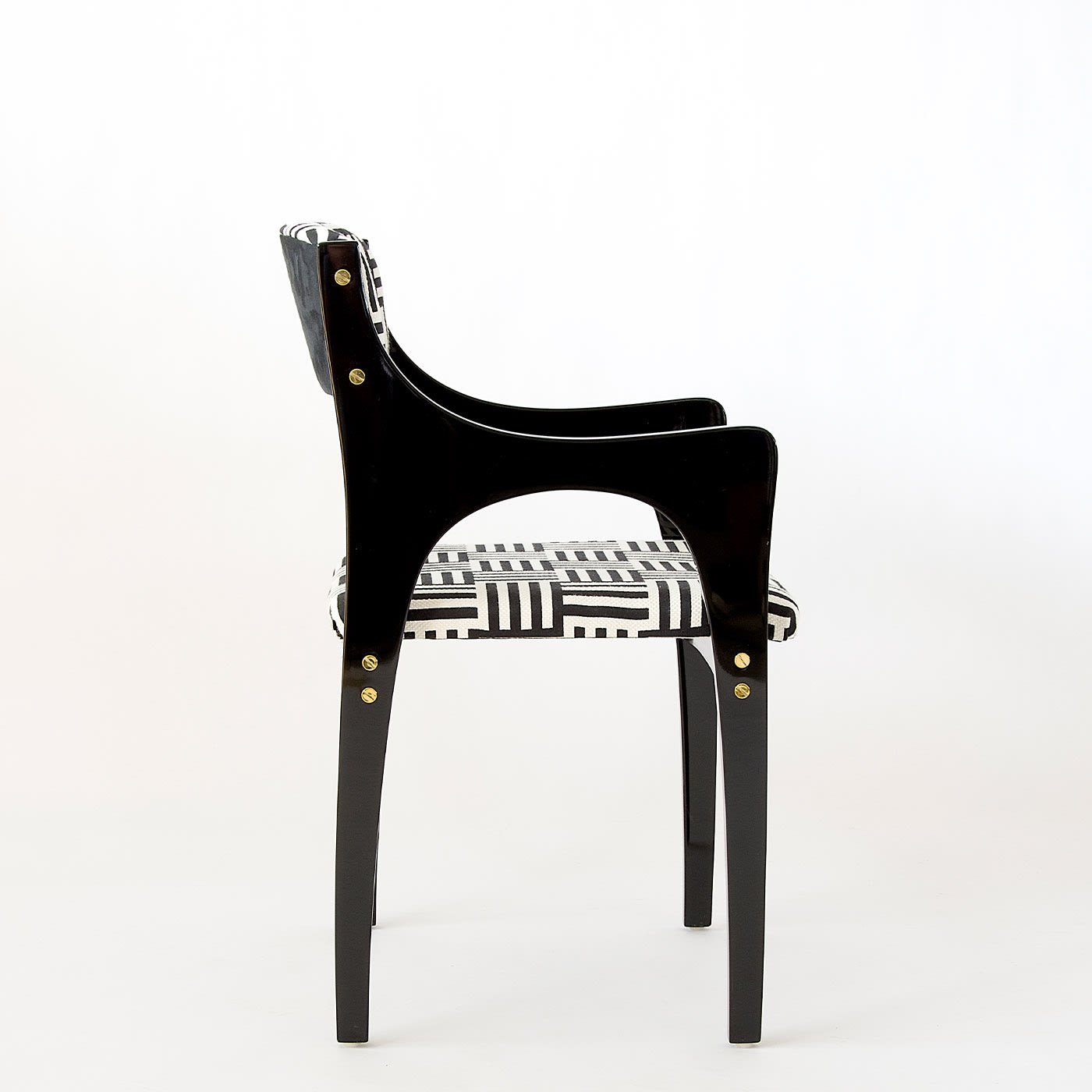 Lola 50's-Inspired Black & White Chair With Arms - Extroverso