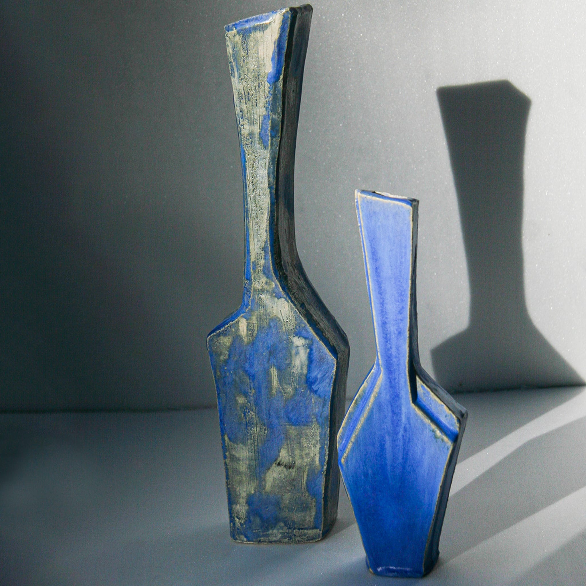 Cubist Blue Vase N.2 - Alternative view 4