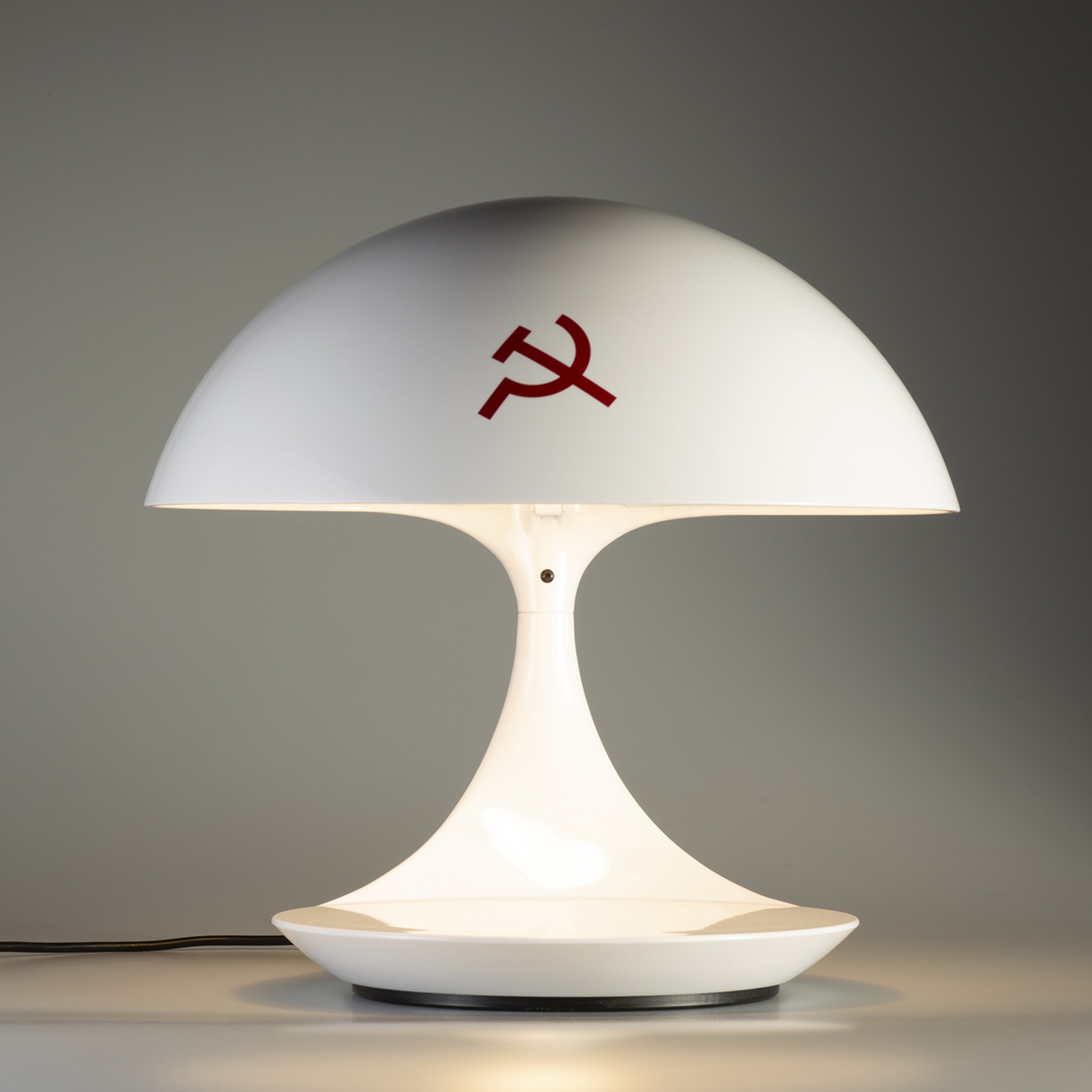 Cobra Texture Pensando Al Comunismo Table Lamp by A. Mendini - Alternative view 3