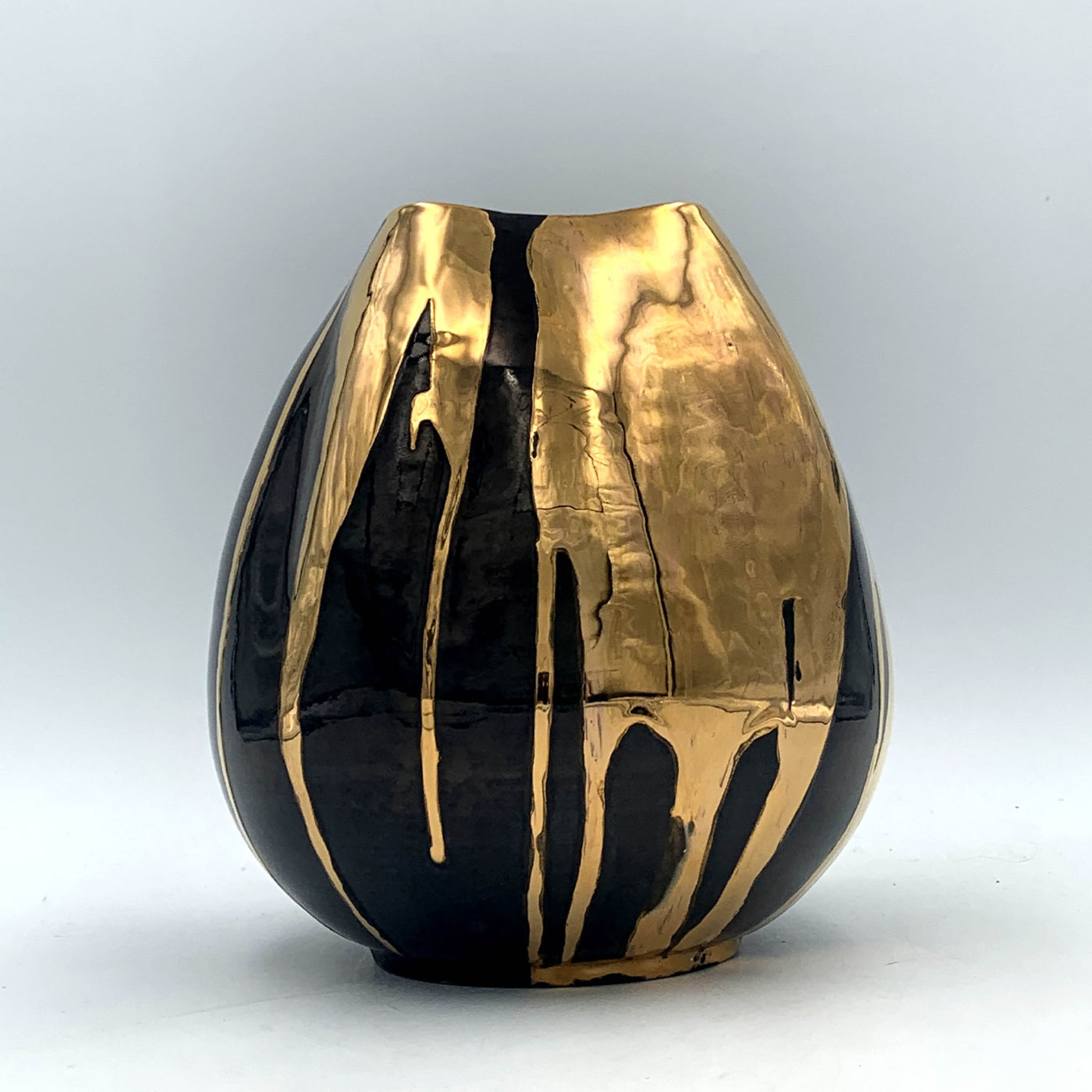 Gold Drippings Vase - Alternative view 3