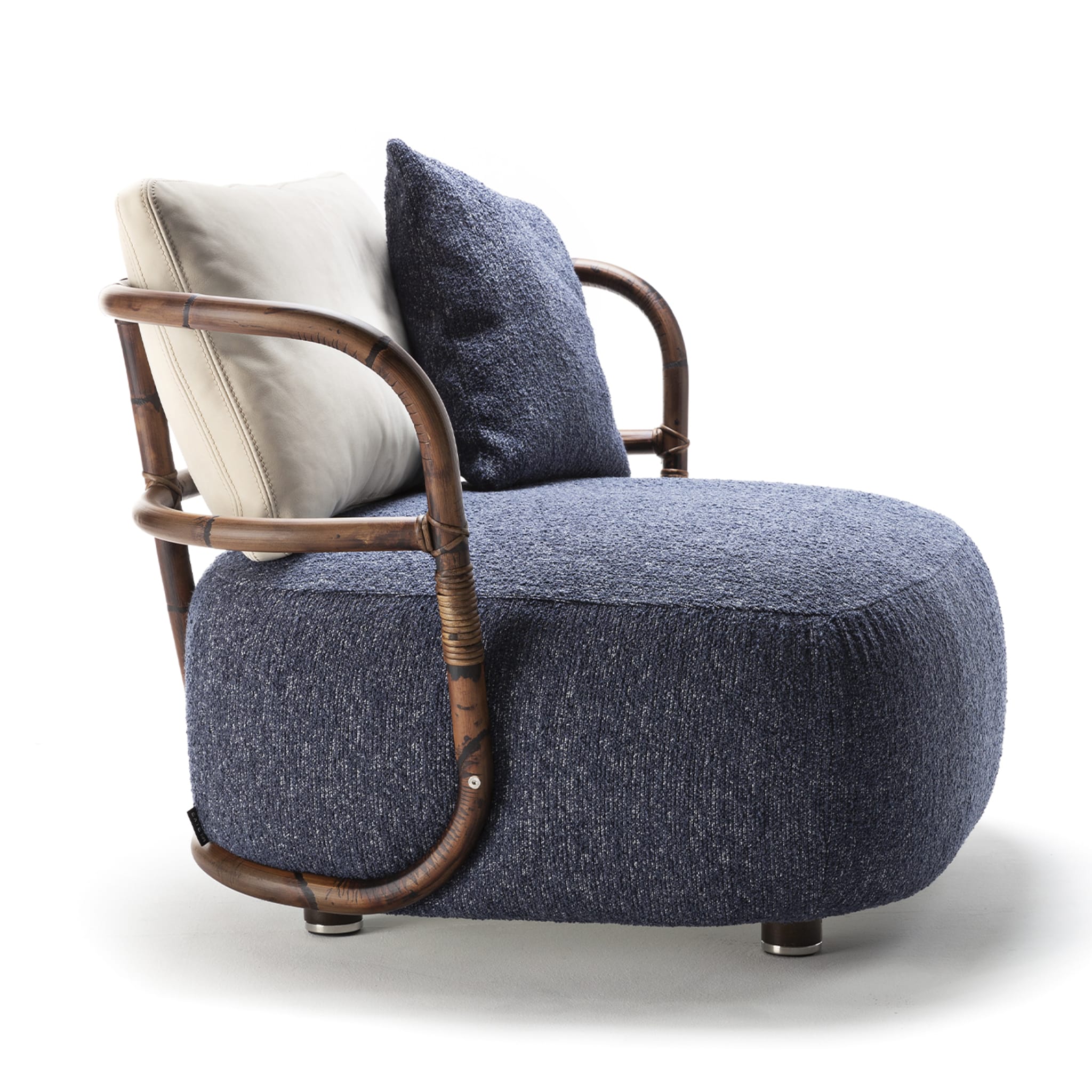 Jungle Large Low Blue Armchair by Massimo Castagna - Alternative view 2