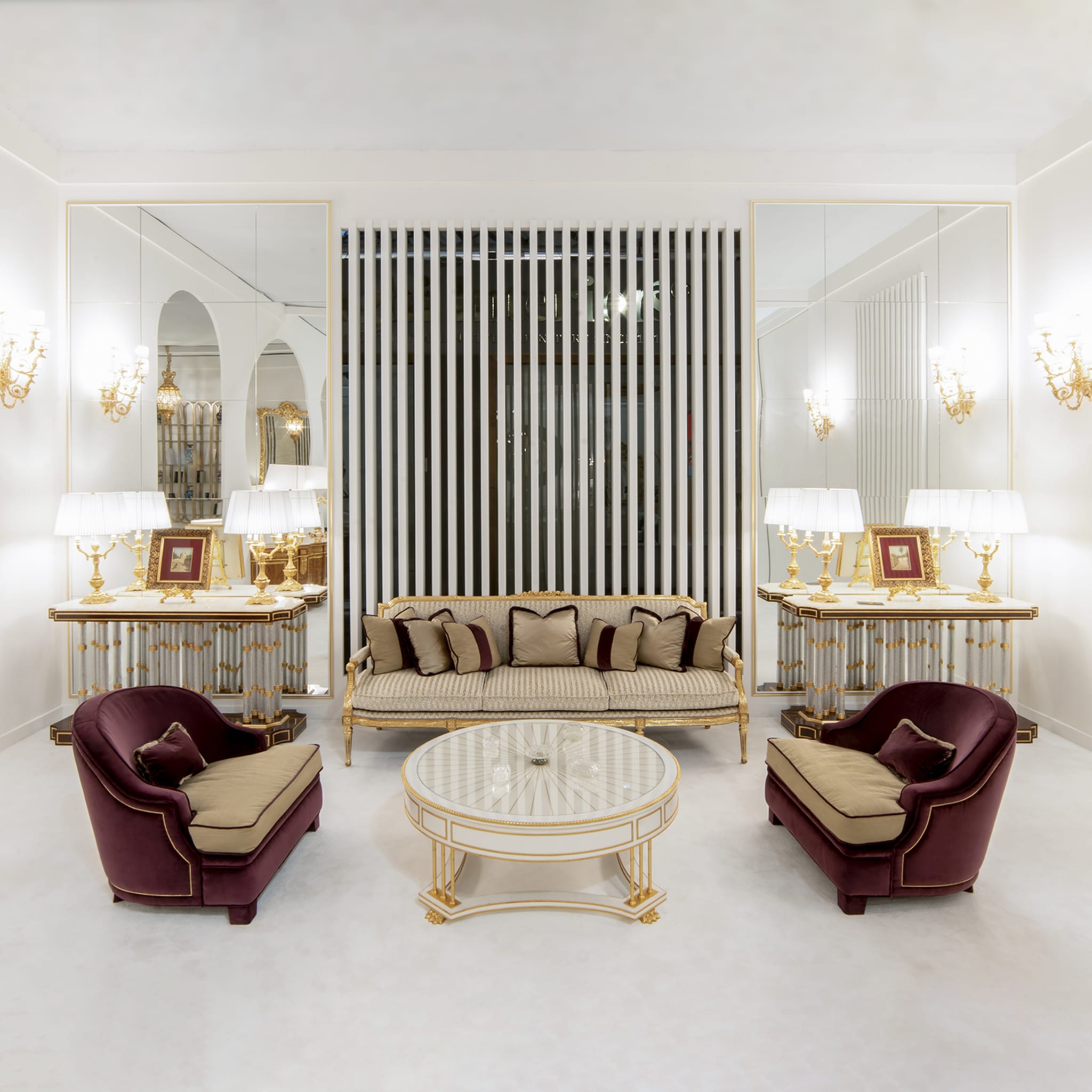 Sofa im Louis XVI-Stil - Alternative Ansicht 1