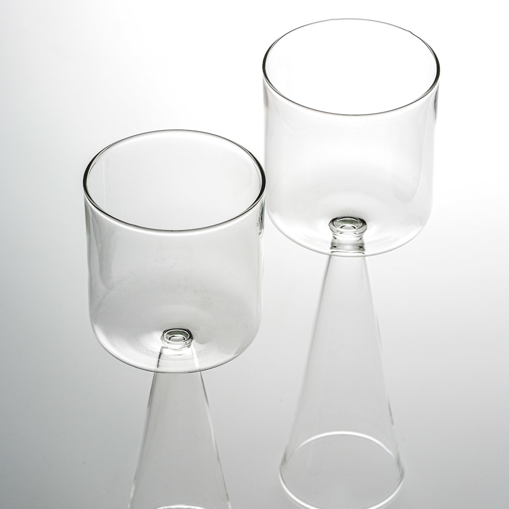 Set Of 4 Transparent Dolce Vita Wine Glasses - Alternative view 1