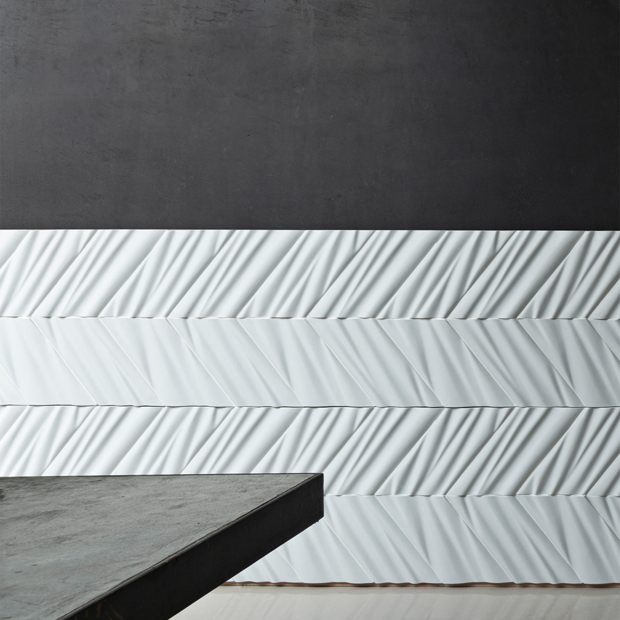 Calipso Smooth White Wall Covering by Giacomo Totti - Alternative view 1