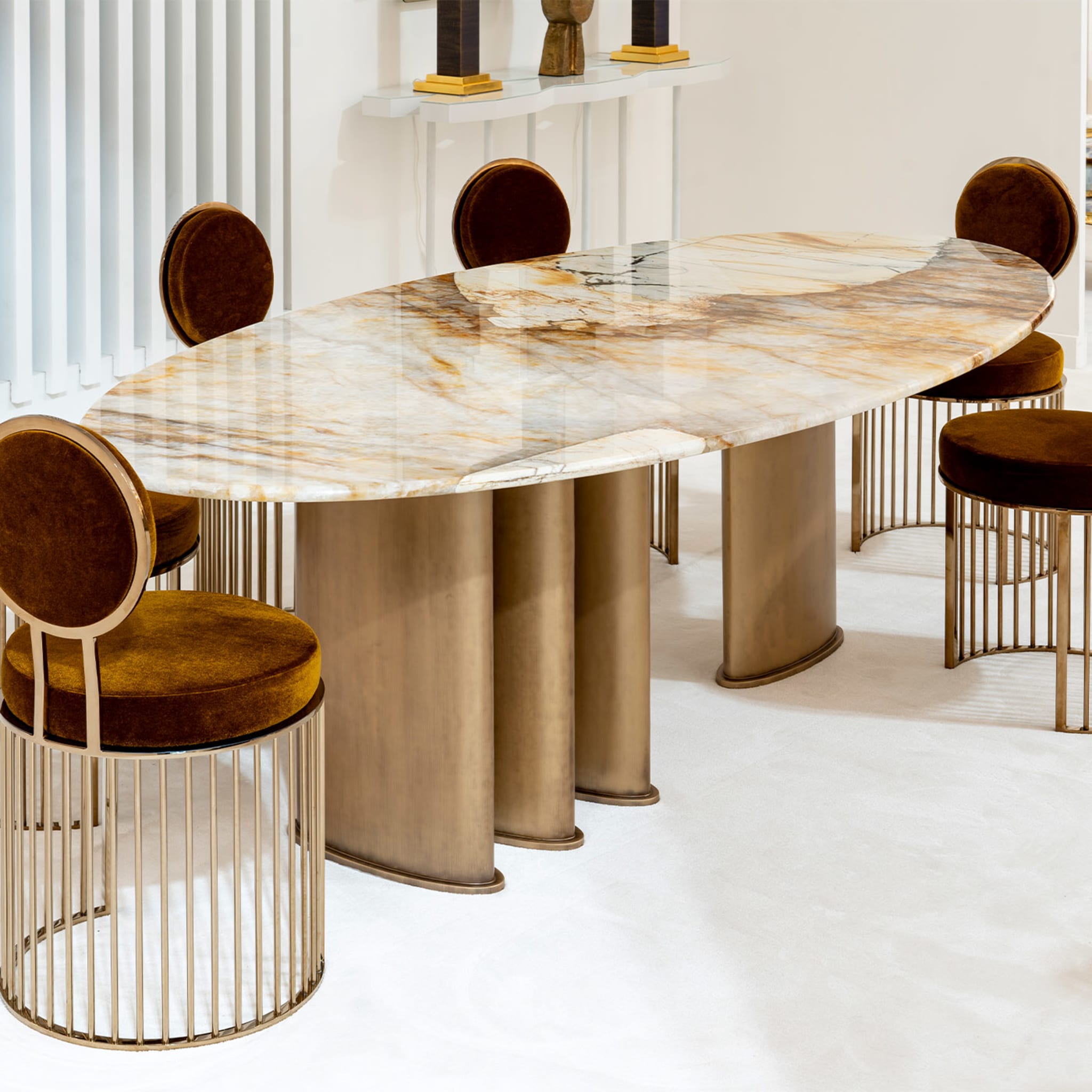 Patagonia Marble Dining Table - Alternative view 1