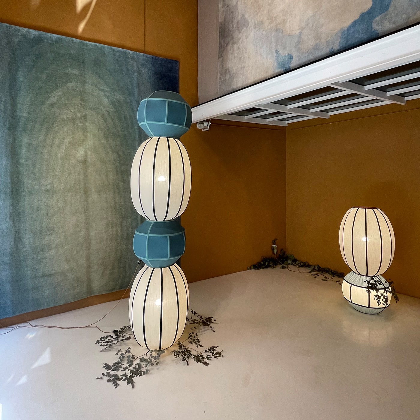 PLISSÉ Totem Lantern - Paraná Studio