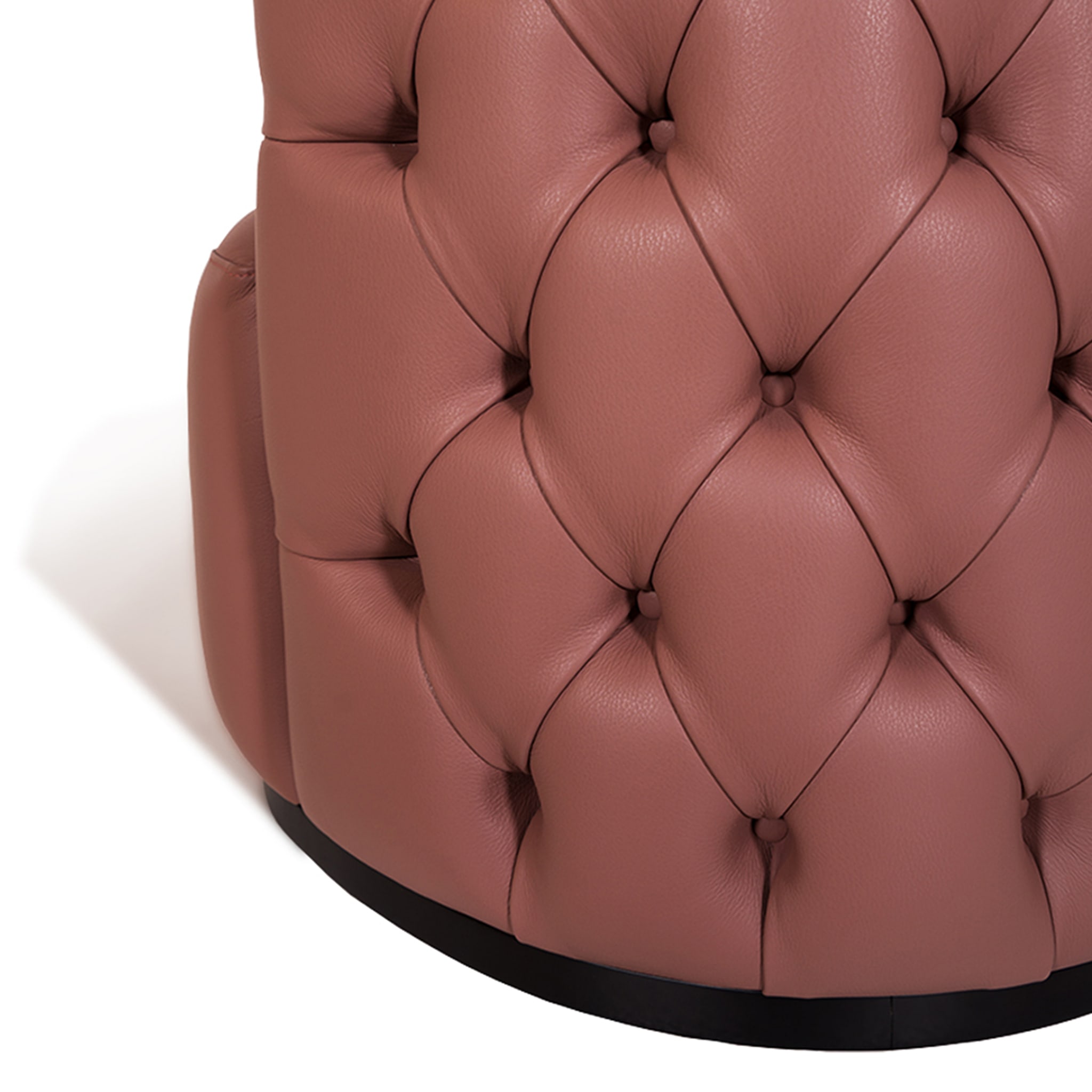 Petra Leather Armchair by Marco & Giulio Mantellassi - Alternative view 2