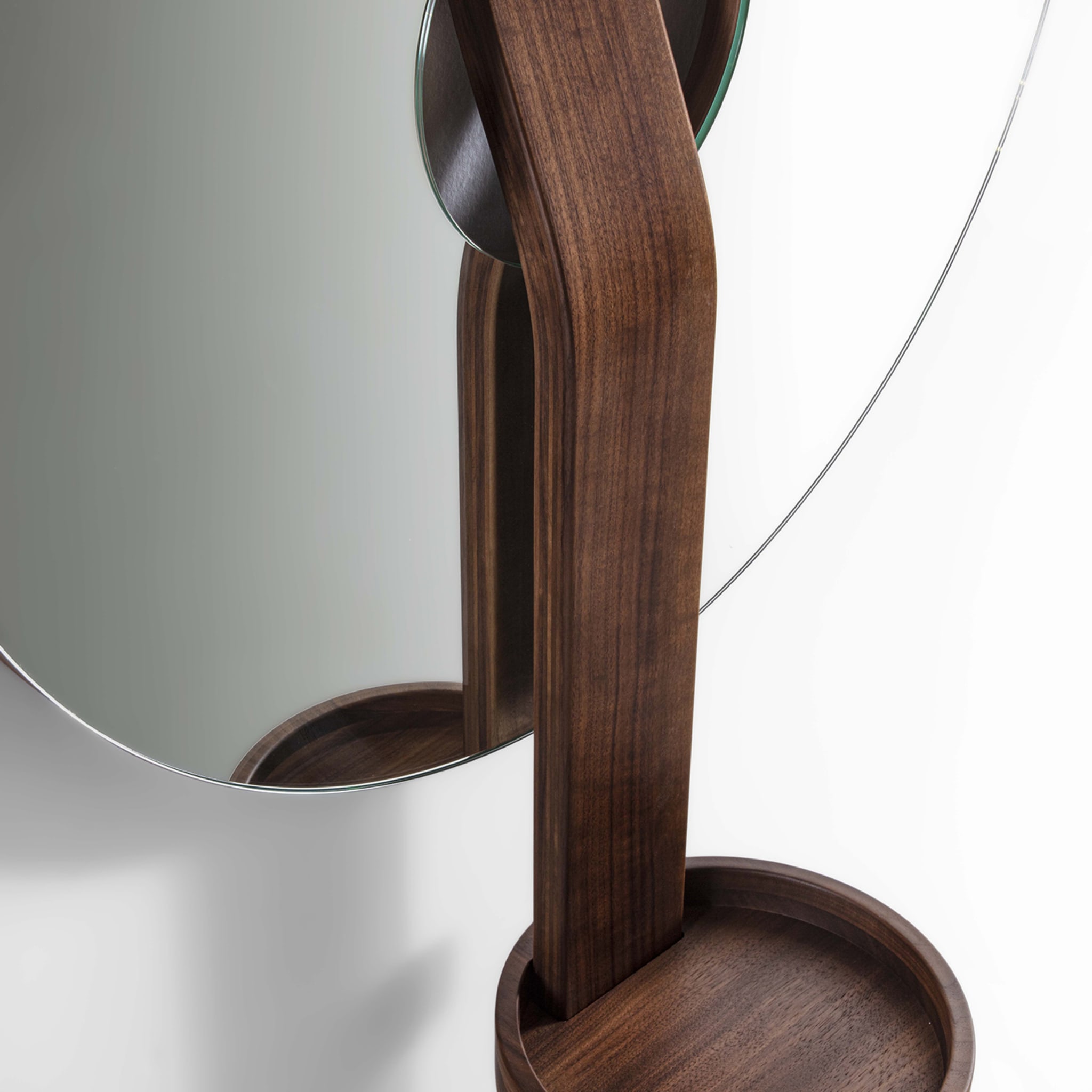 Irpin Disk-Shaped Brown Wall Mirror - Alternative view 4