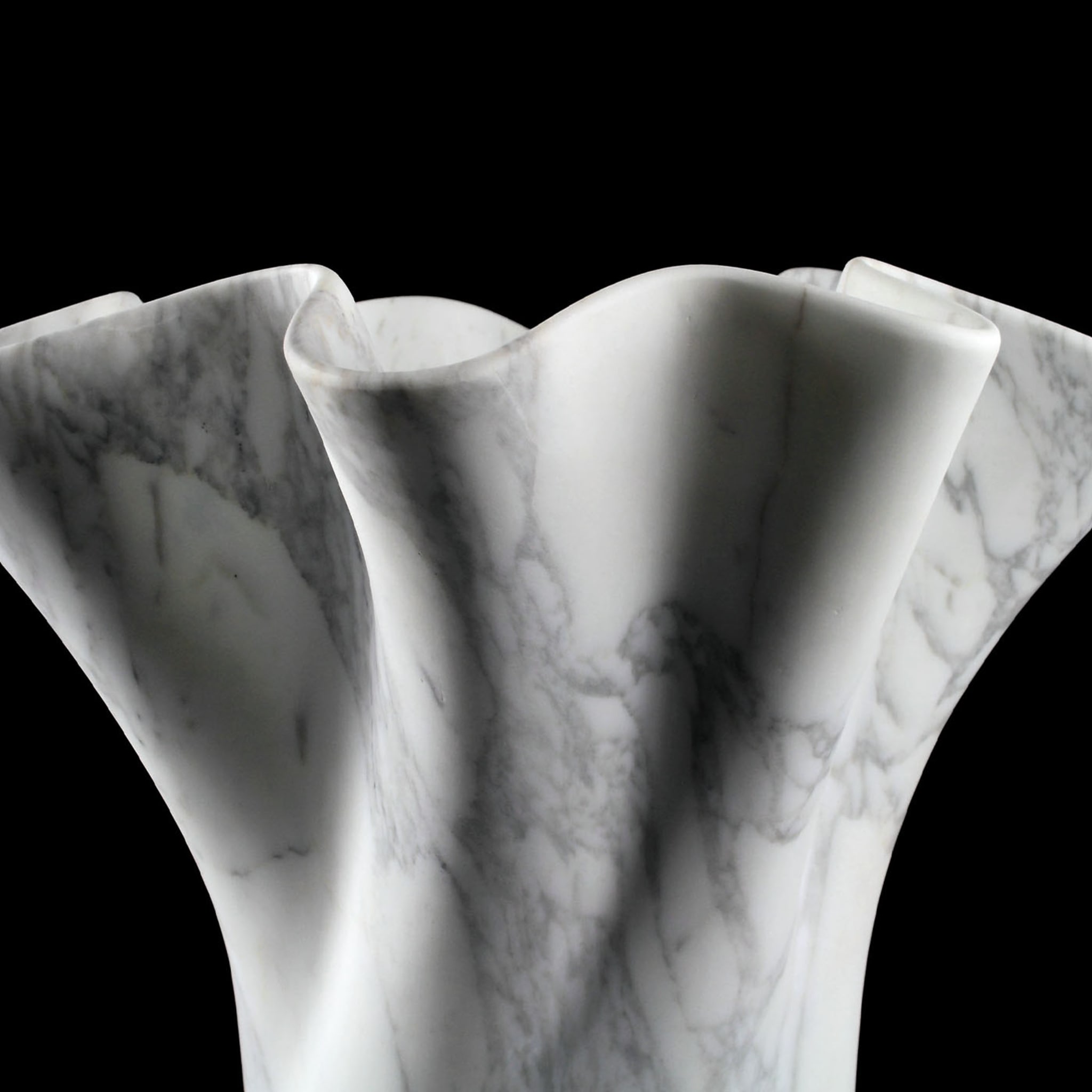 PV05 Vaso in marmo Arabescato - Vista alternativa 3