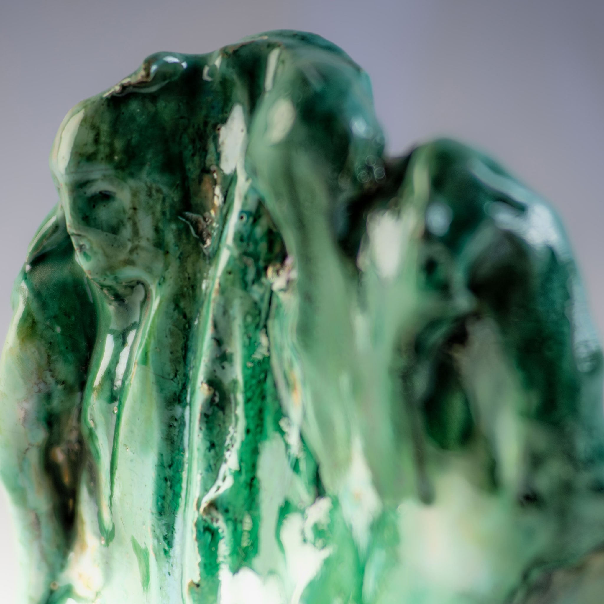 Pensieri Sottovoce Green Sculpture - Alternative view 1