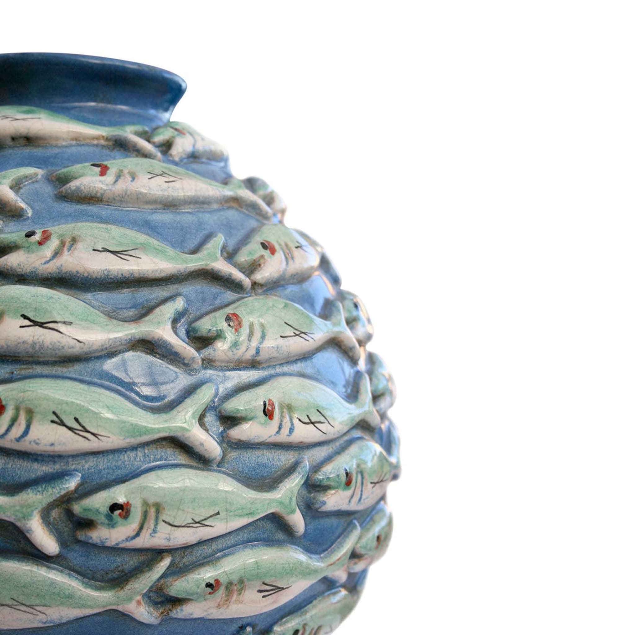 Horizontal Fish Vase - Alternative view 1
