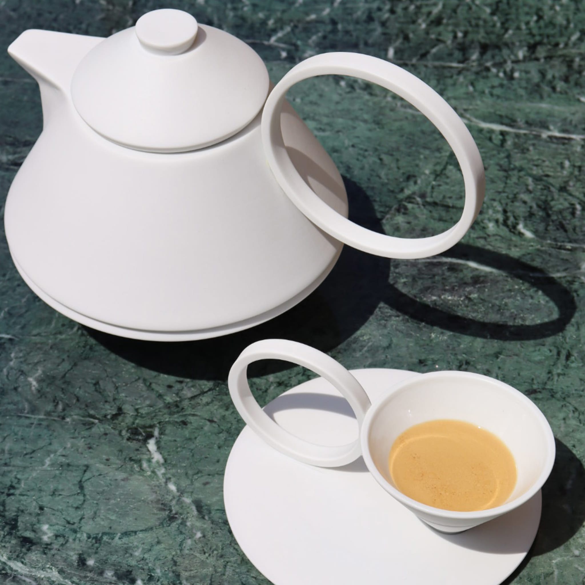 Set Of 2 Circle Coffee Cups And Saucers - Alternative view 3