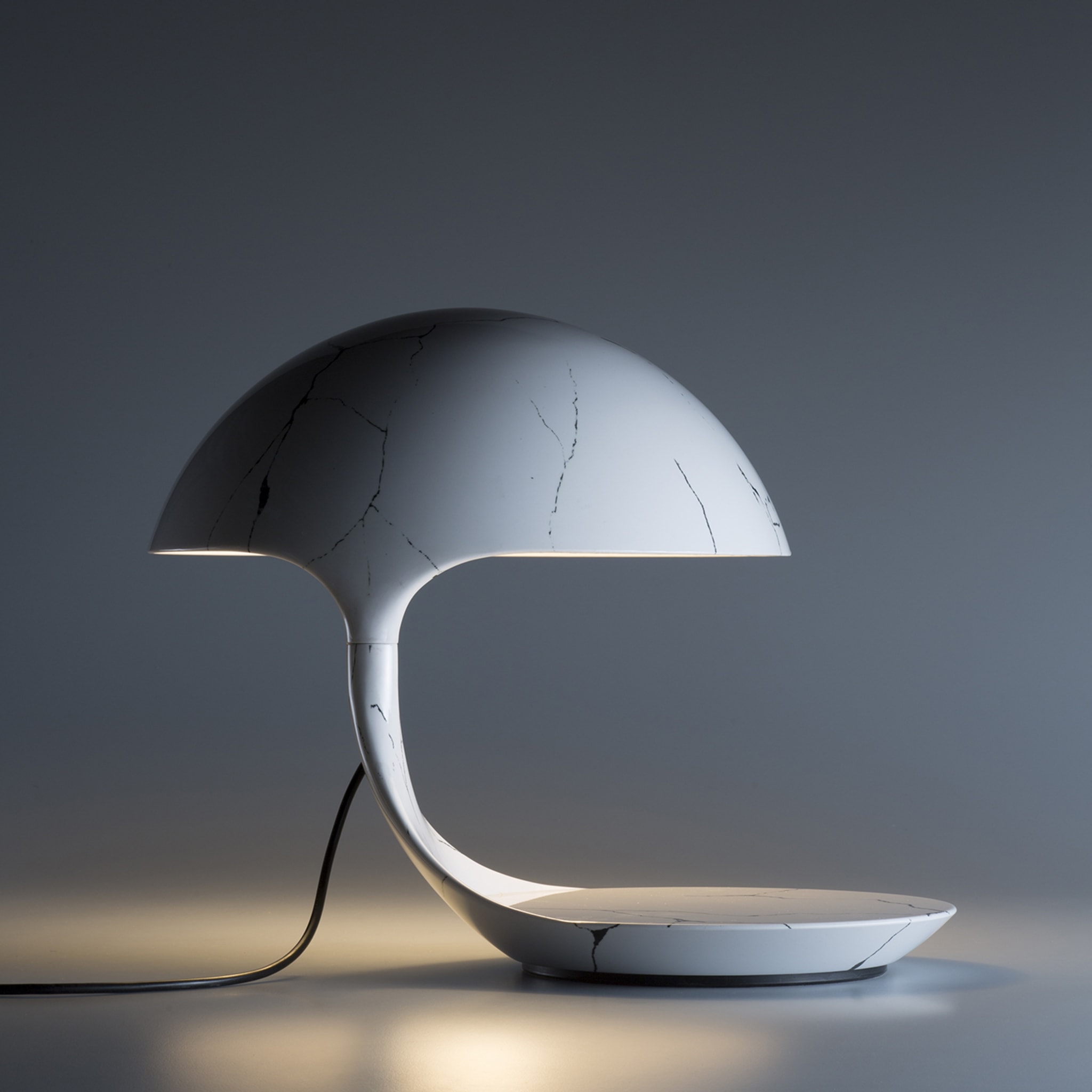 Cobra Texture Kintsugi Table Lamp by Paolo Orlandini - Alternative view 5