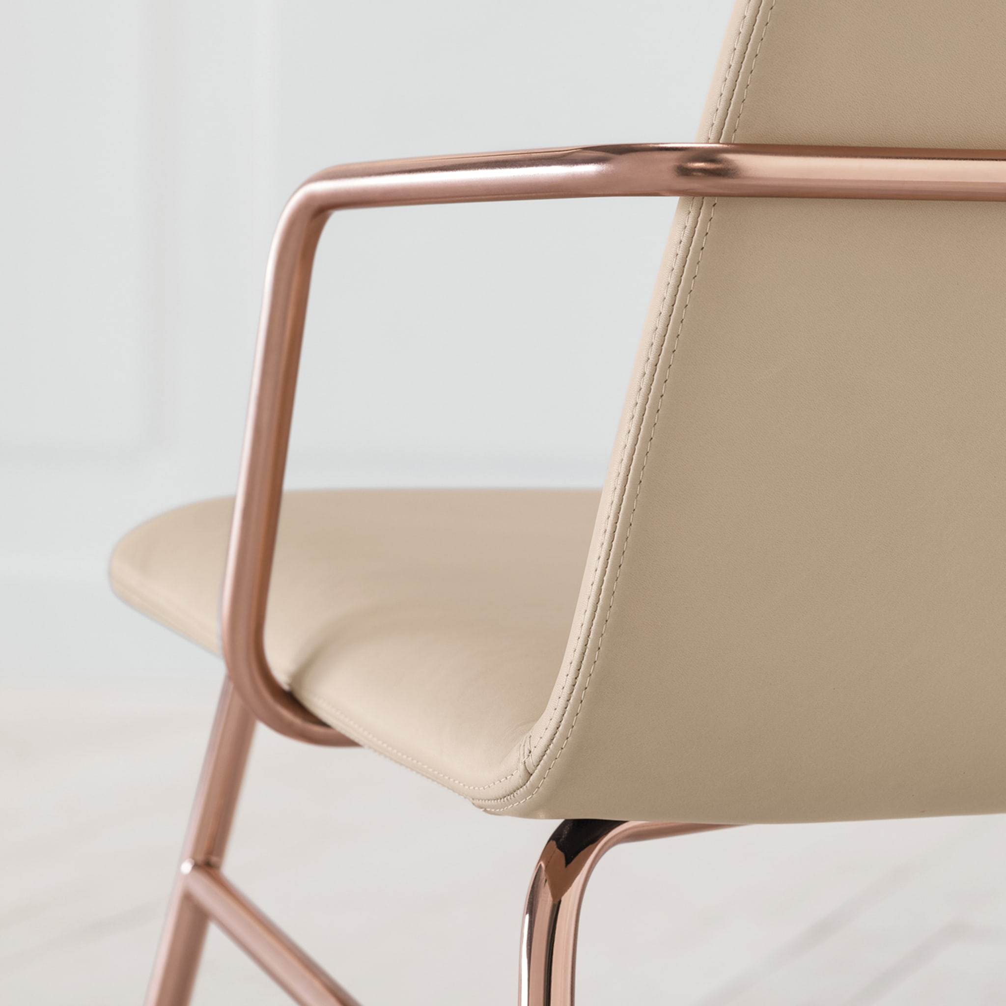 Bardot Met Copper Lounge chair by Emilio Nanni - Alternative view 1