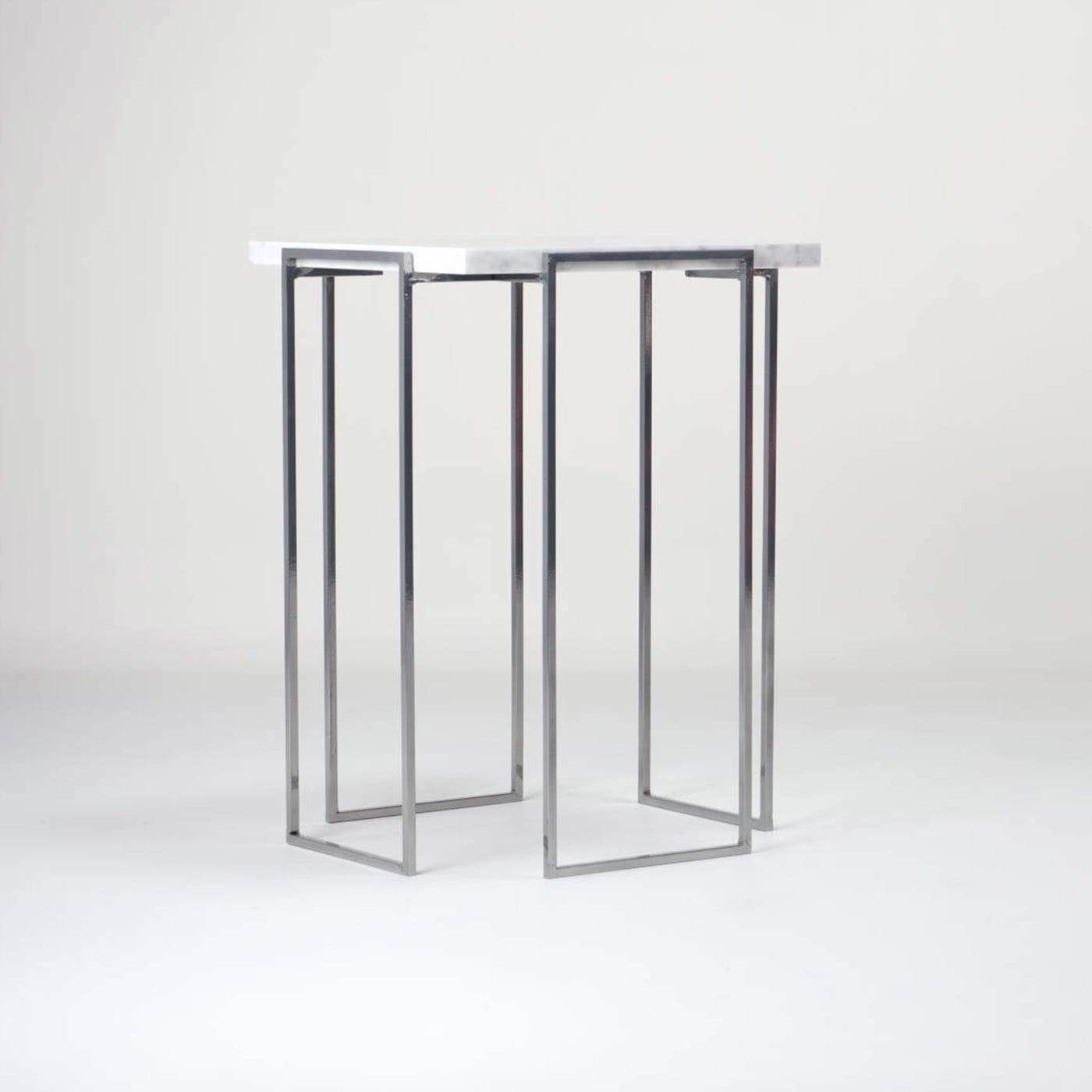 Kaus Cromo Carrara Marble Side Table - DF DesignLab