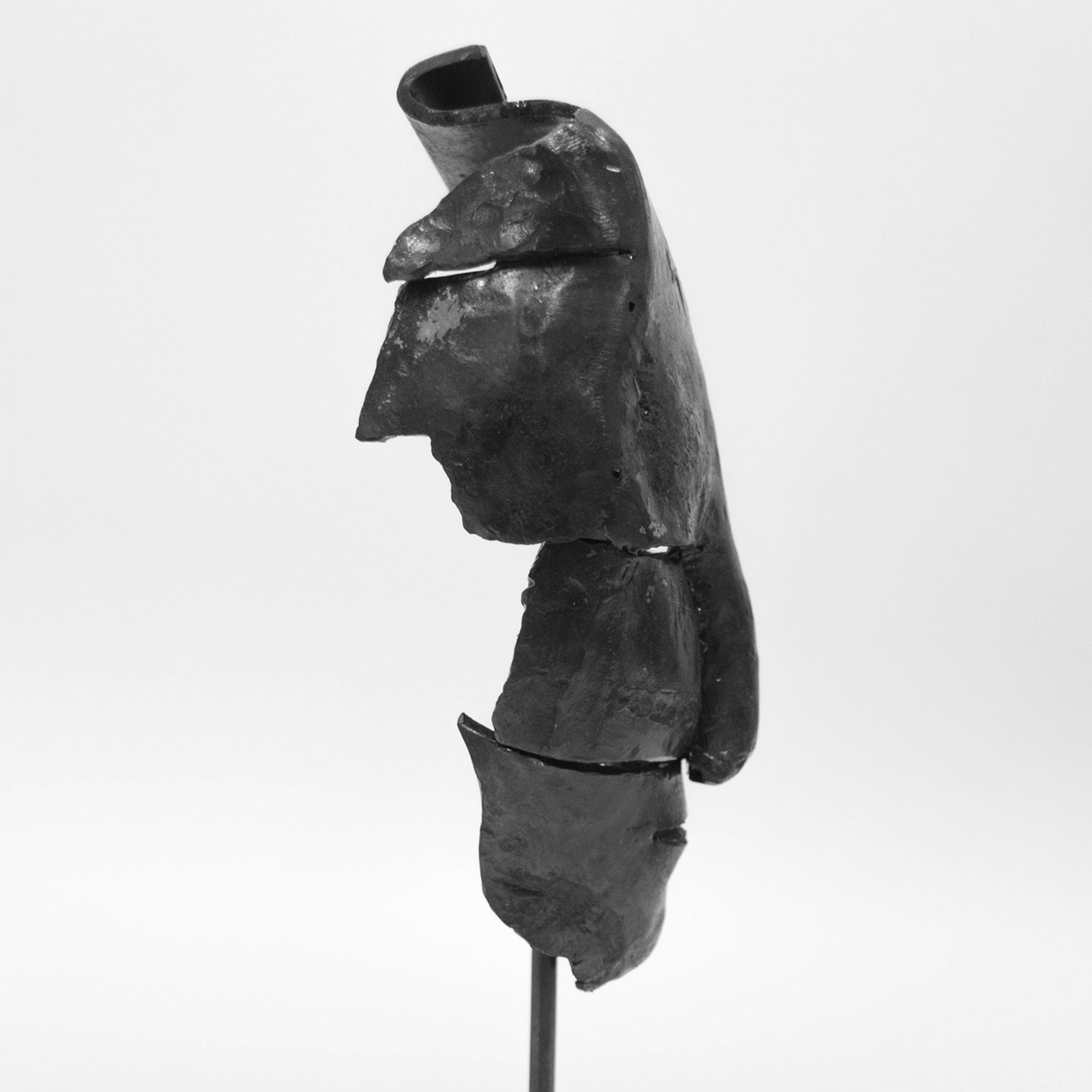 La Maschera N.9 Sculpture by Lorenzo Quadalti - Alternative view 4