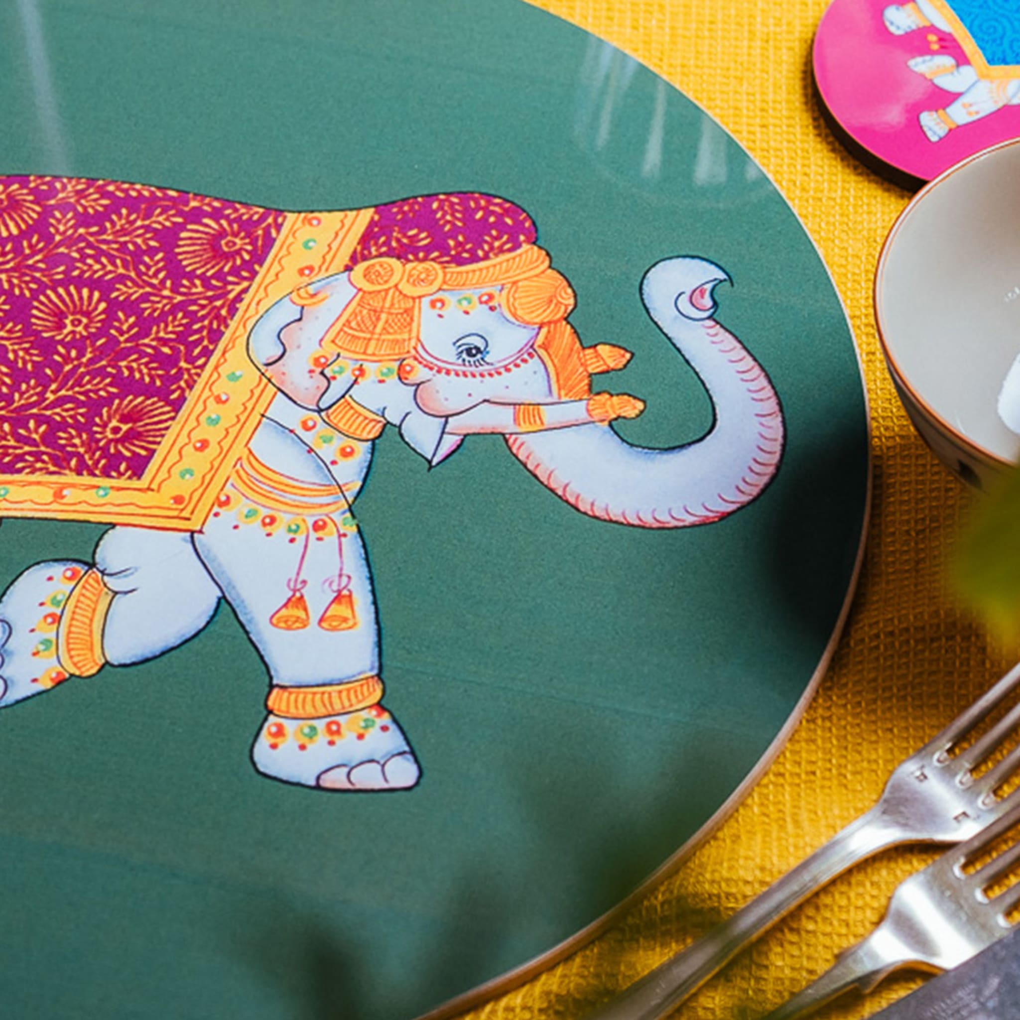 Elephant Set of 2 Green Placemats - Alternative view 1