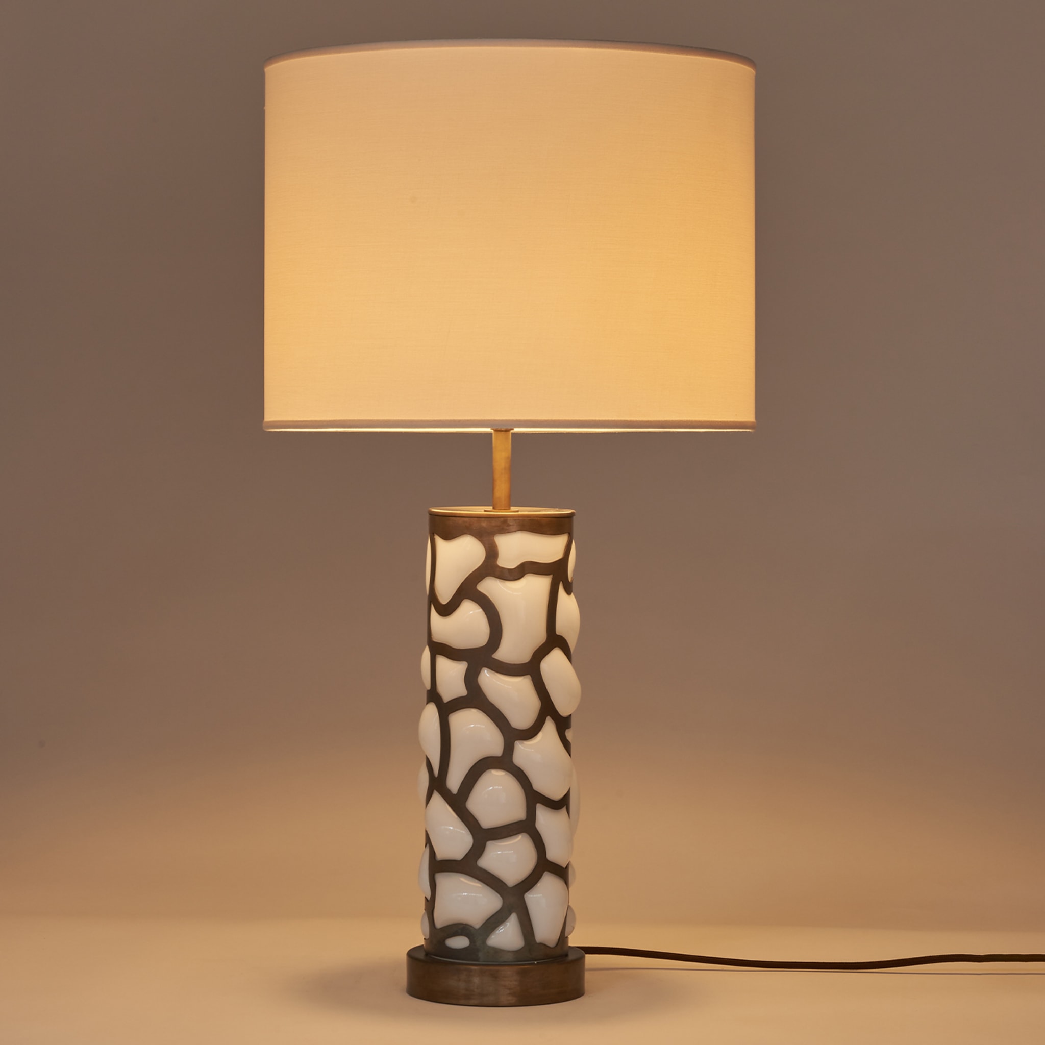 "Blown Clouds" Table Lamp in White Murano Glass and Bronze - Alternative view 3