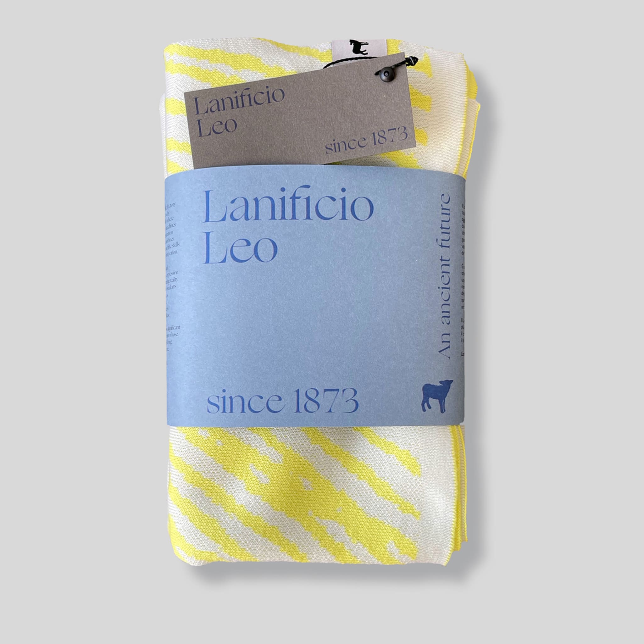 Tratto Bio Neon-Yellow & White Blanket by Emilio Salvatore Leo - Alternative view 3