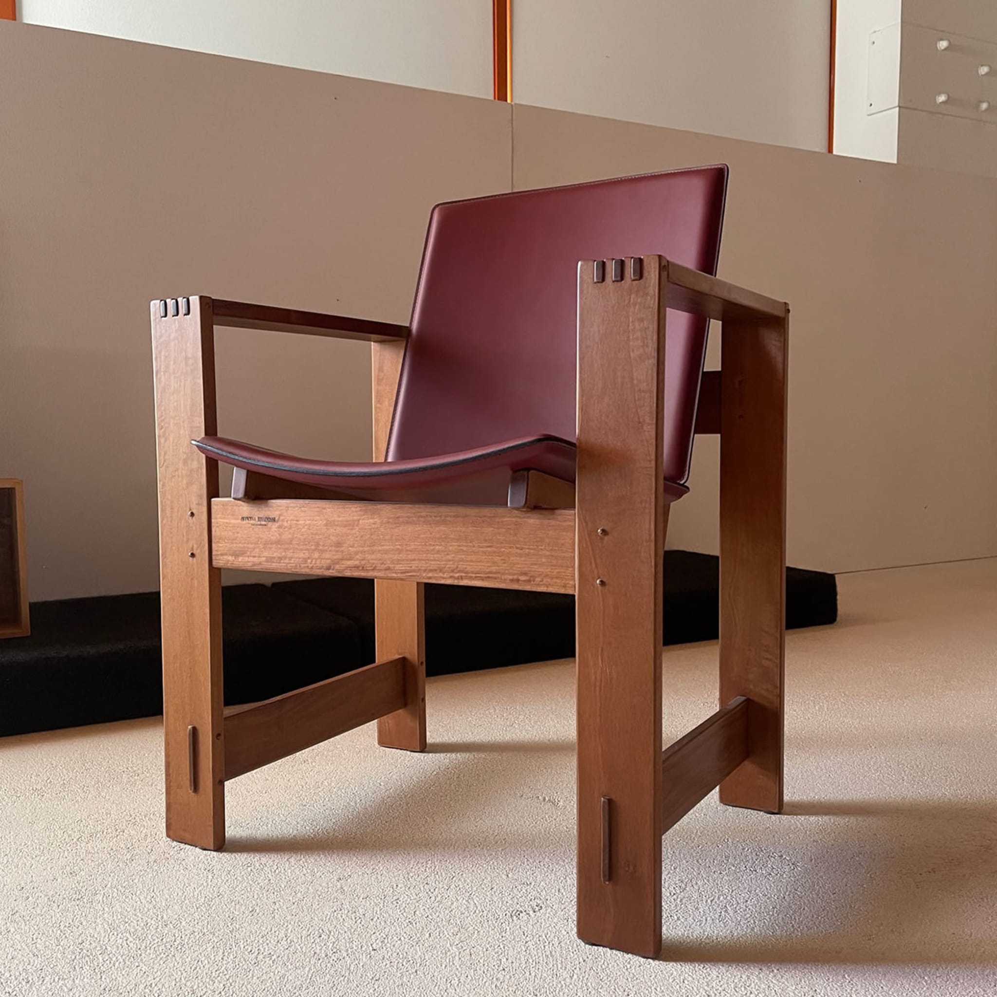 Ambrosetti Walnut Chair - Alternative view 1