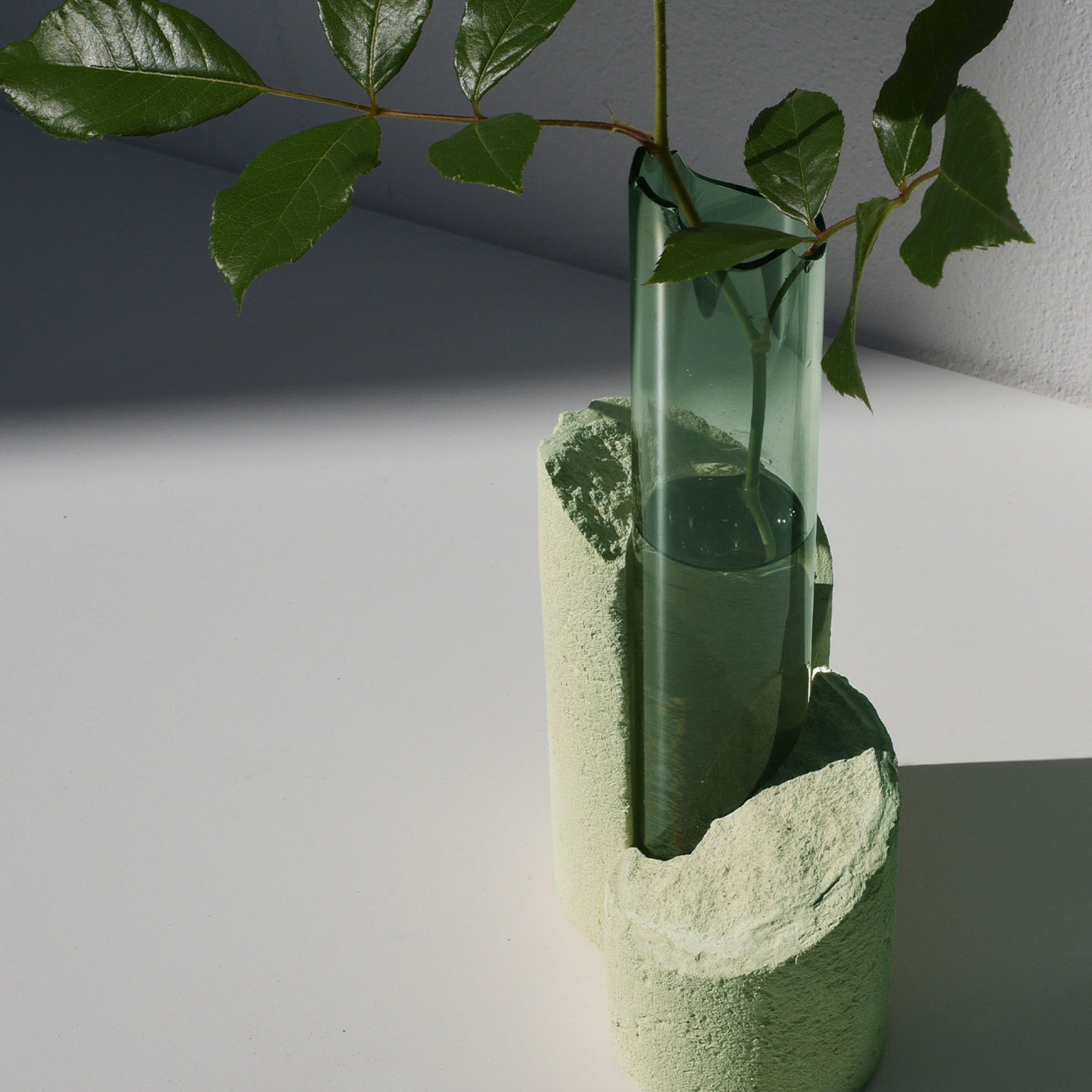 Chrysallis N°1 Grüne Vase - Alternative Ansicht 2