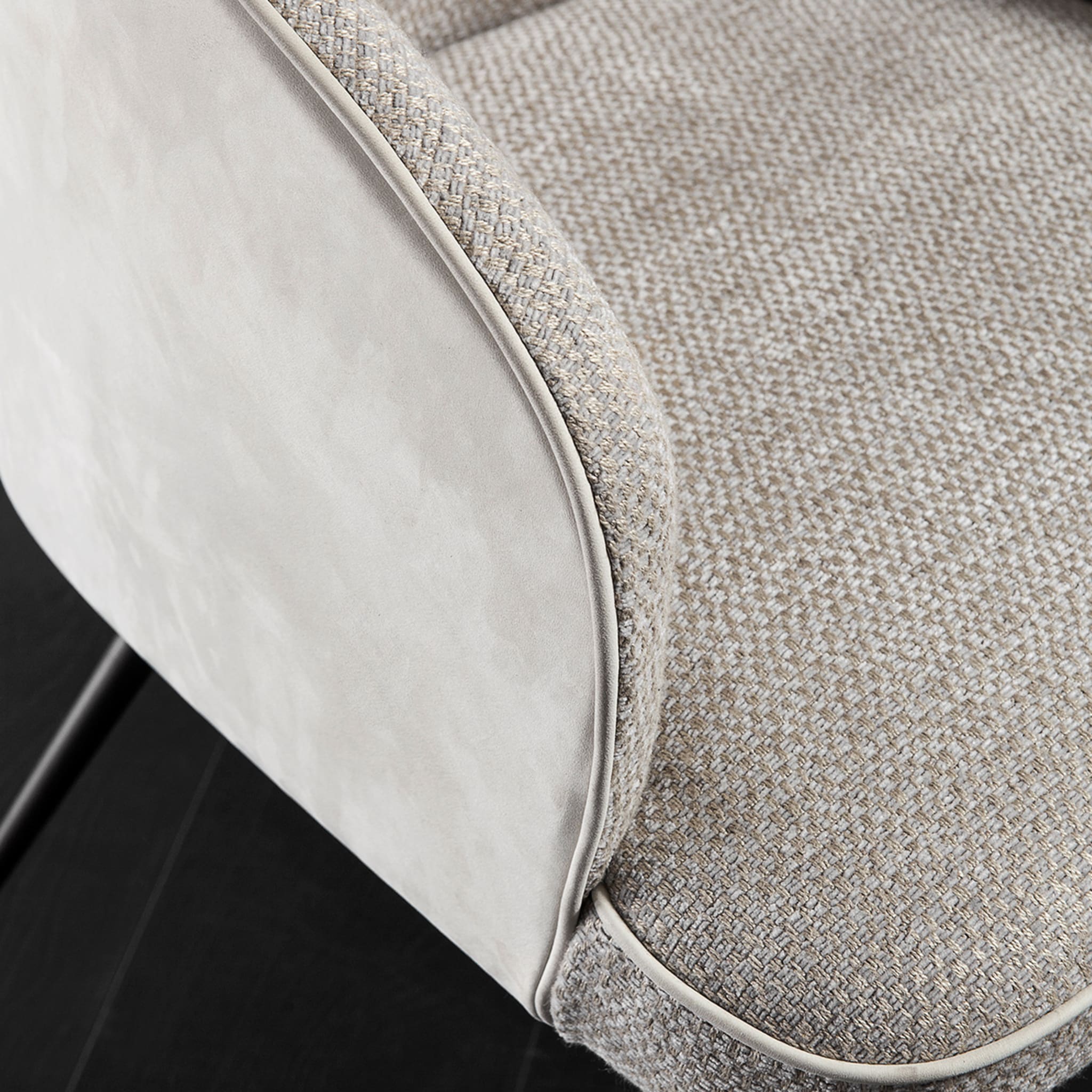 Like 1400 Gray Chair by Gianluigi Landoni - Alternative view 2