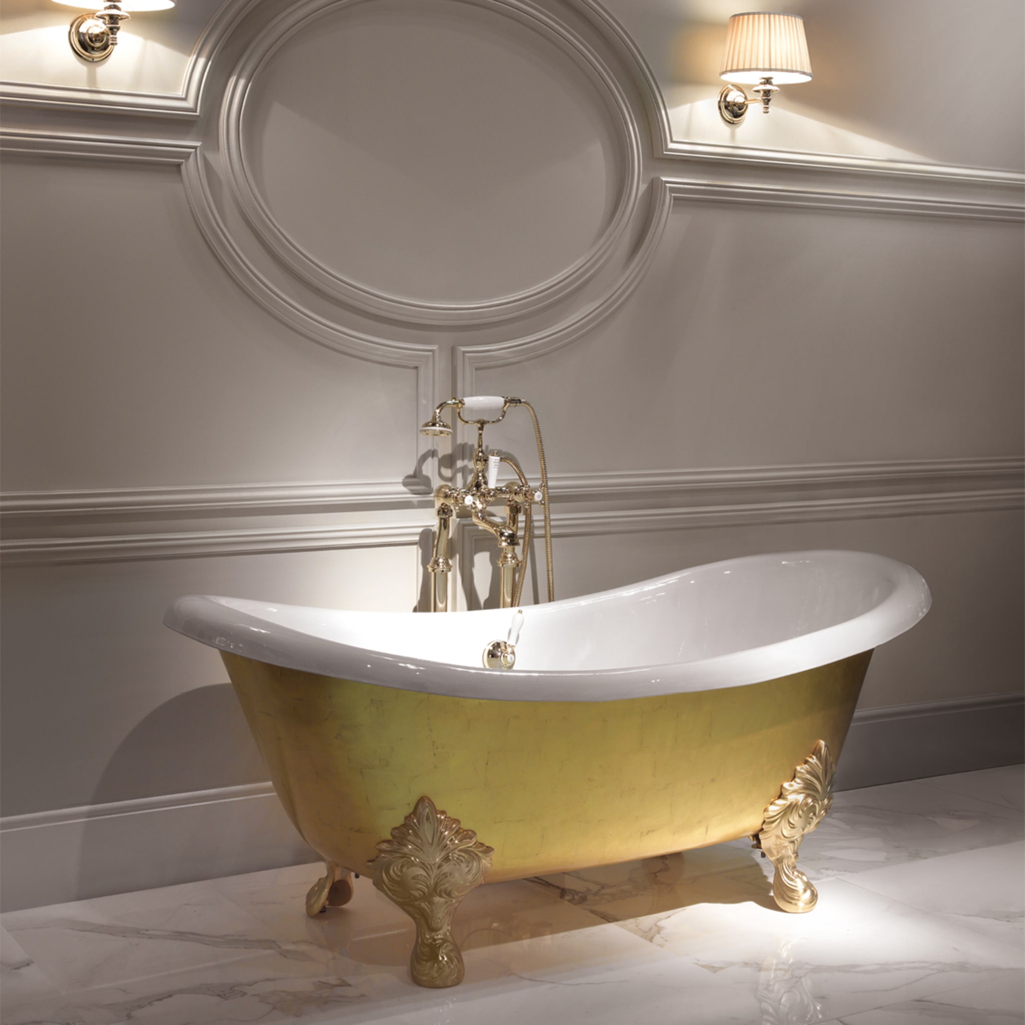 Mida Bathtub with Gold Leaf Applied by Hand - Alternative view 1