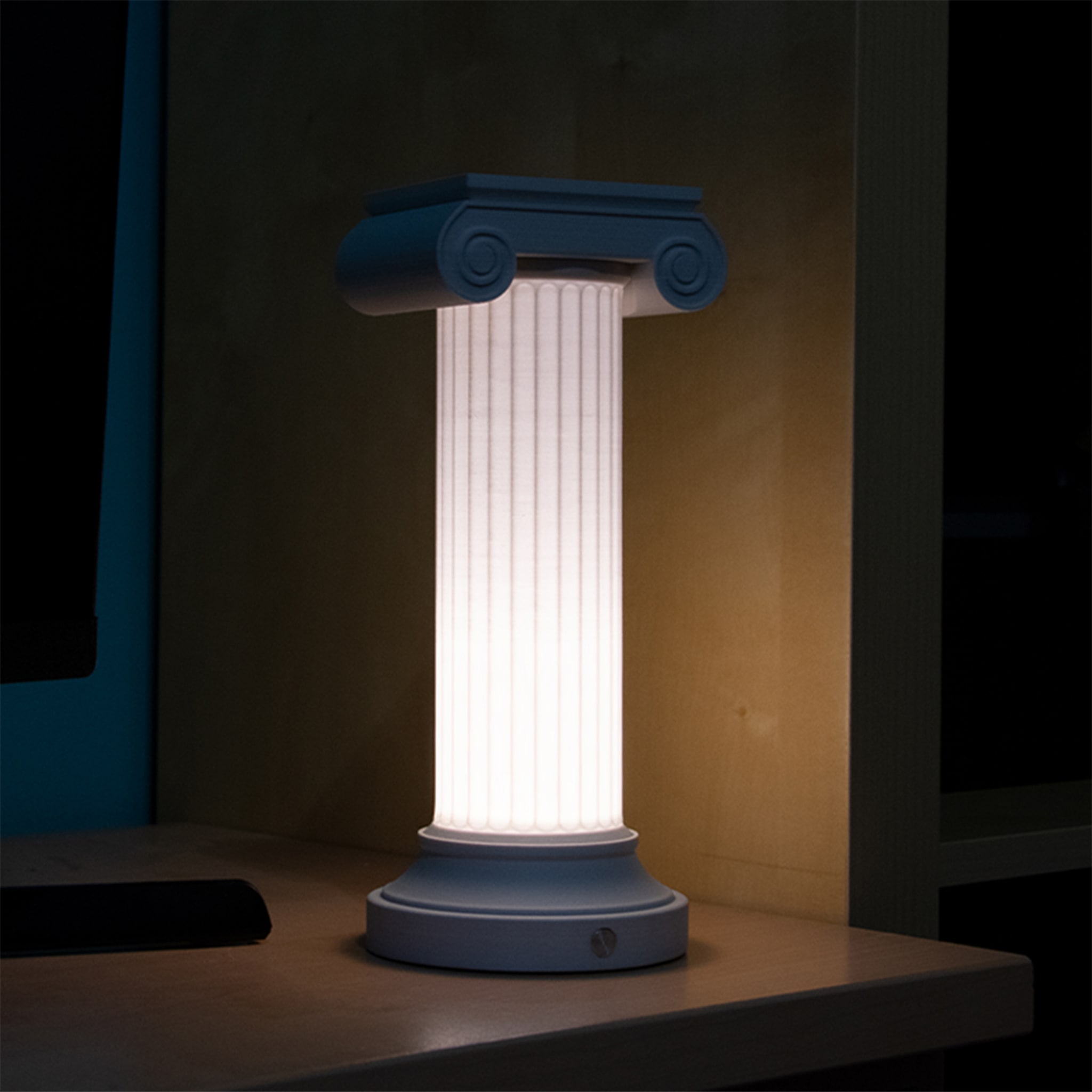 Athena Column-Shaped Rechargeable Table Lamp by Albore Design - Alternative view 1